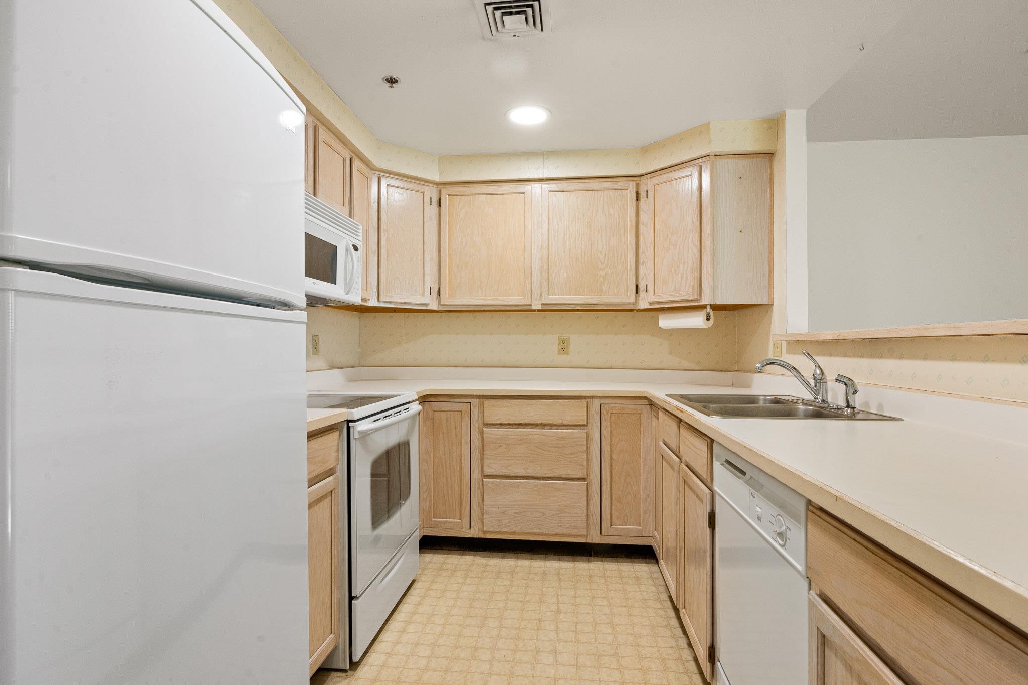 1111 Horizon Drive Unit: 211