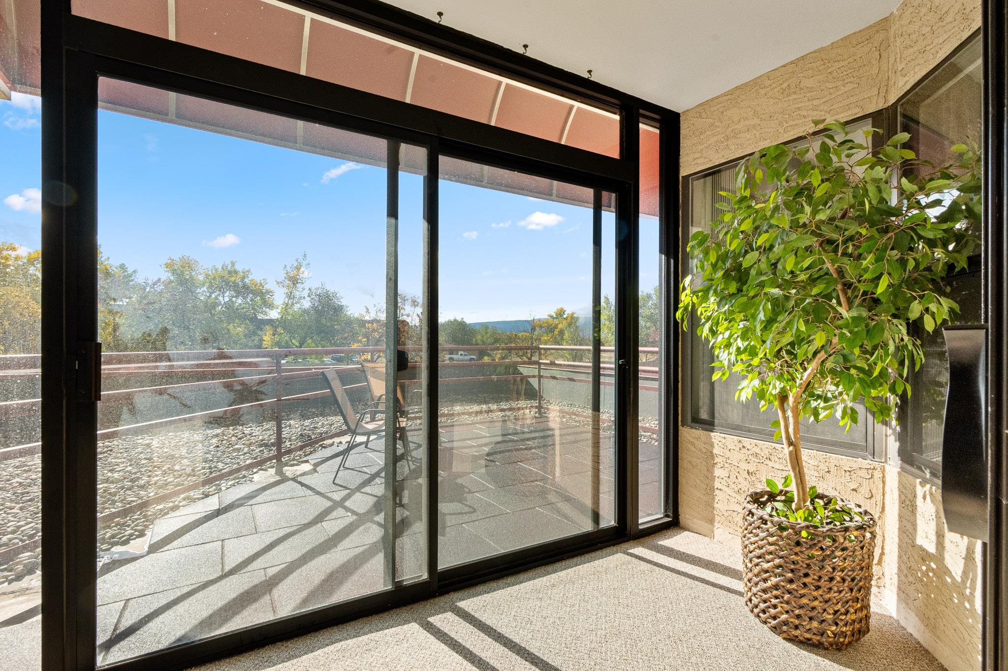 1111 Horizon Drive Unit: 211