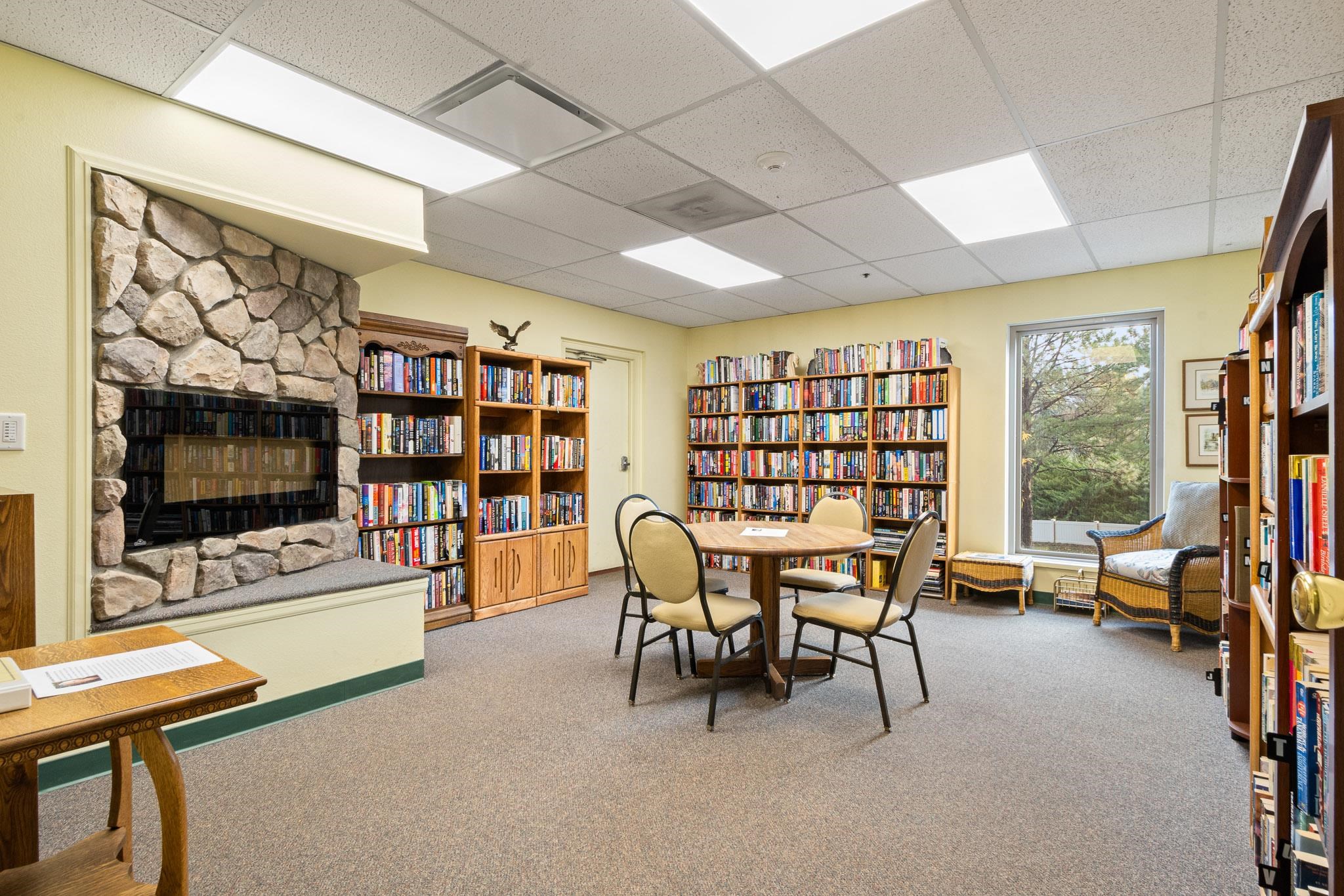 1111 Horizon Drive Unit: 211