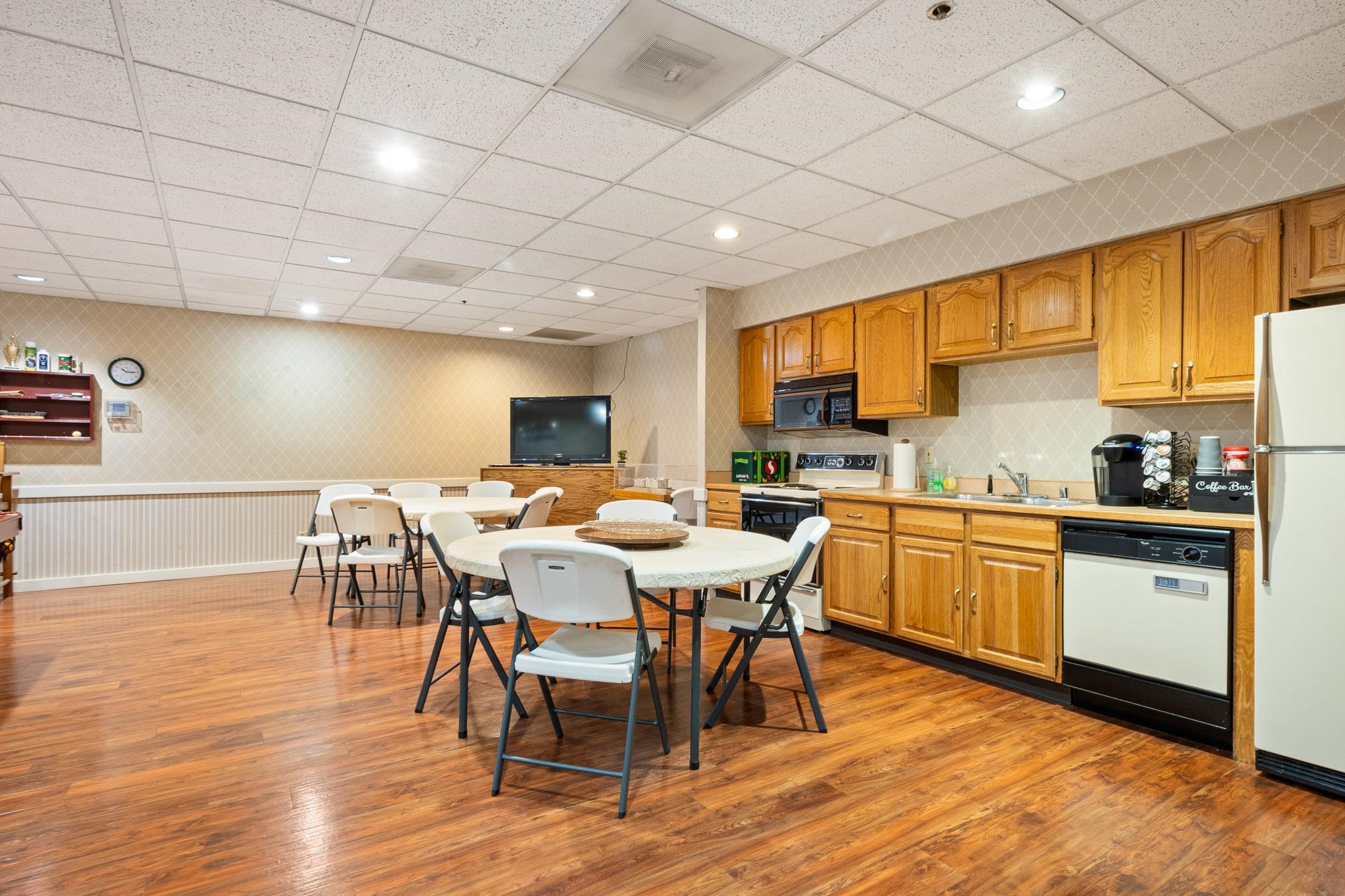 1111 Horizon Drive Unit: 211