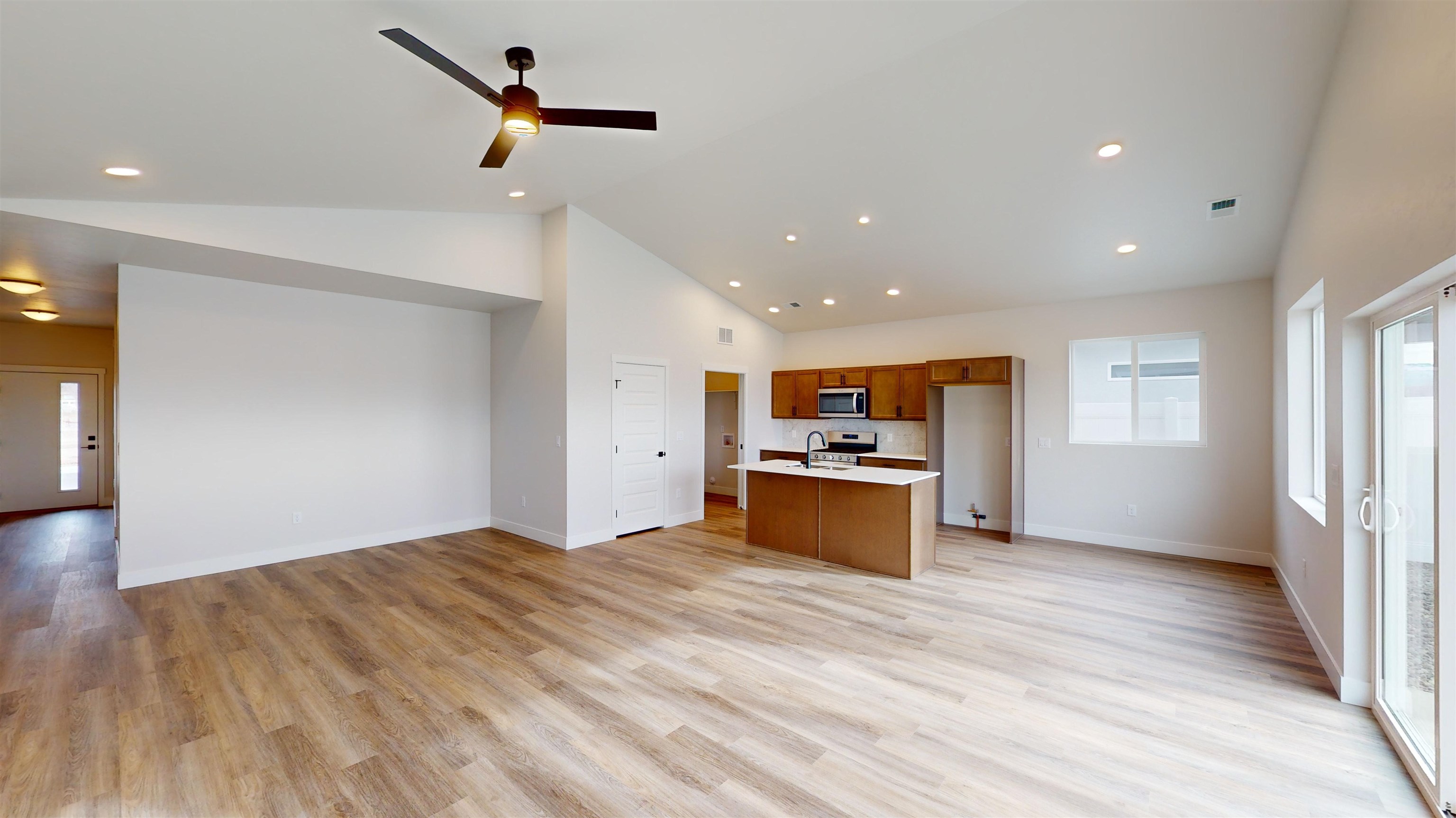 2453 Hamilton Road Unit: B