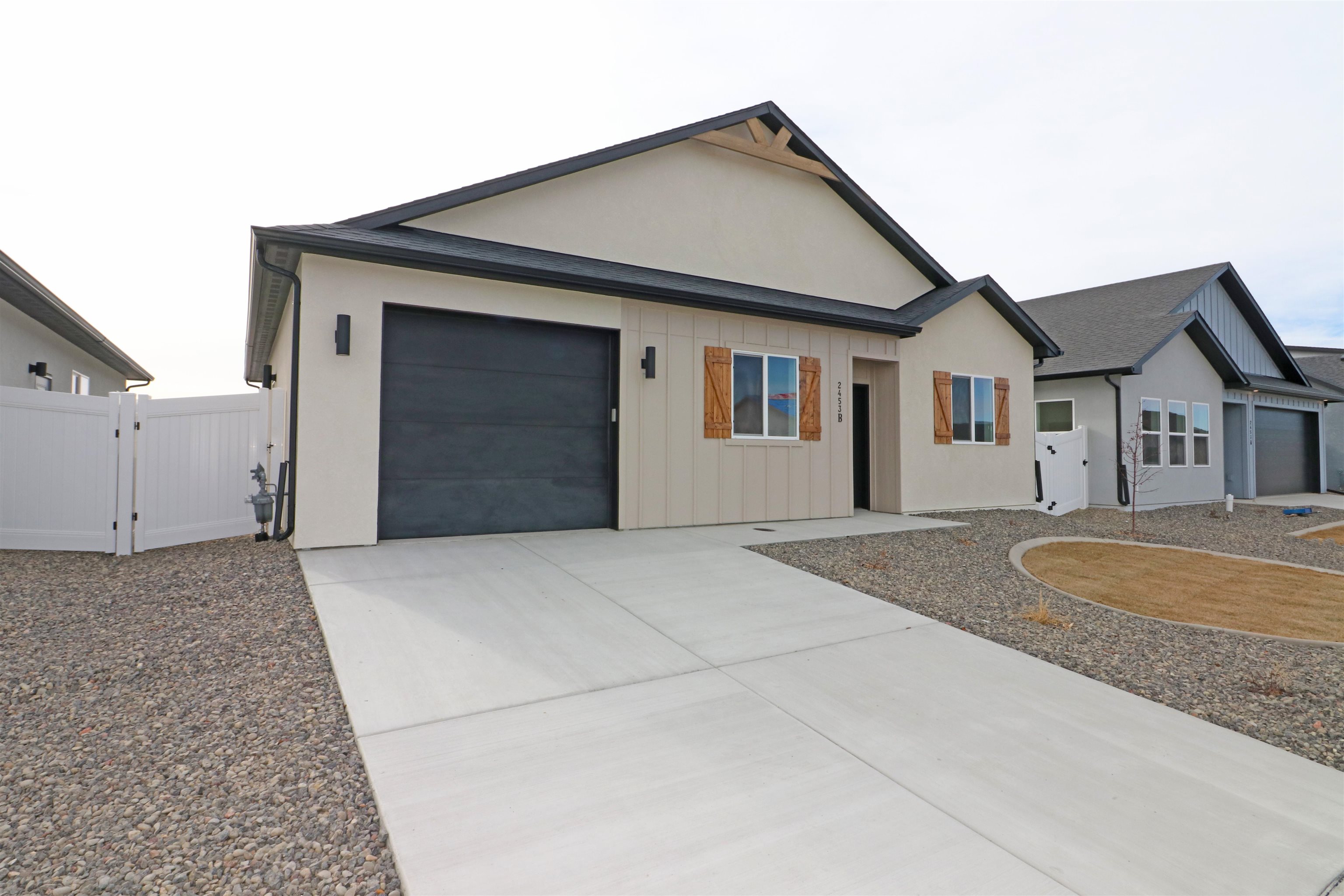 2453 Hamilton Road Unit: B