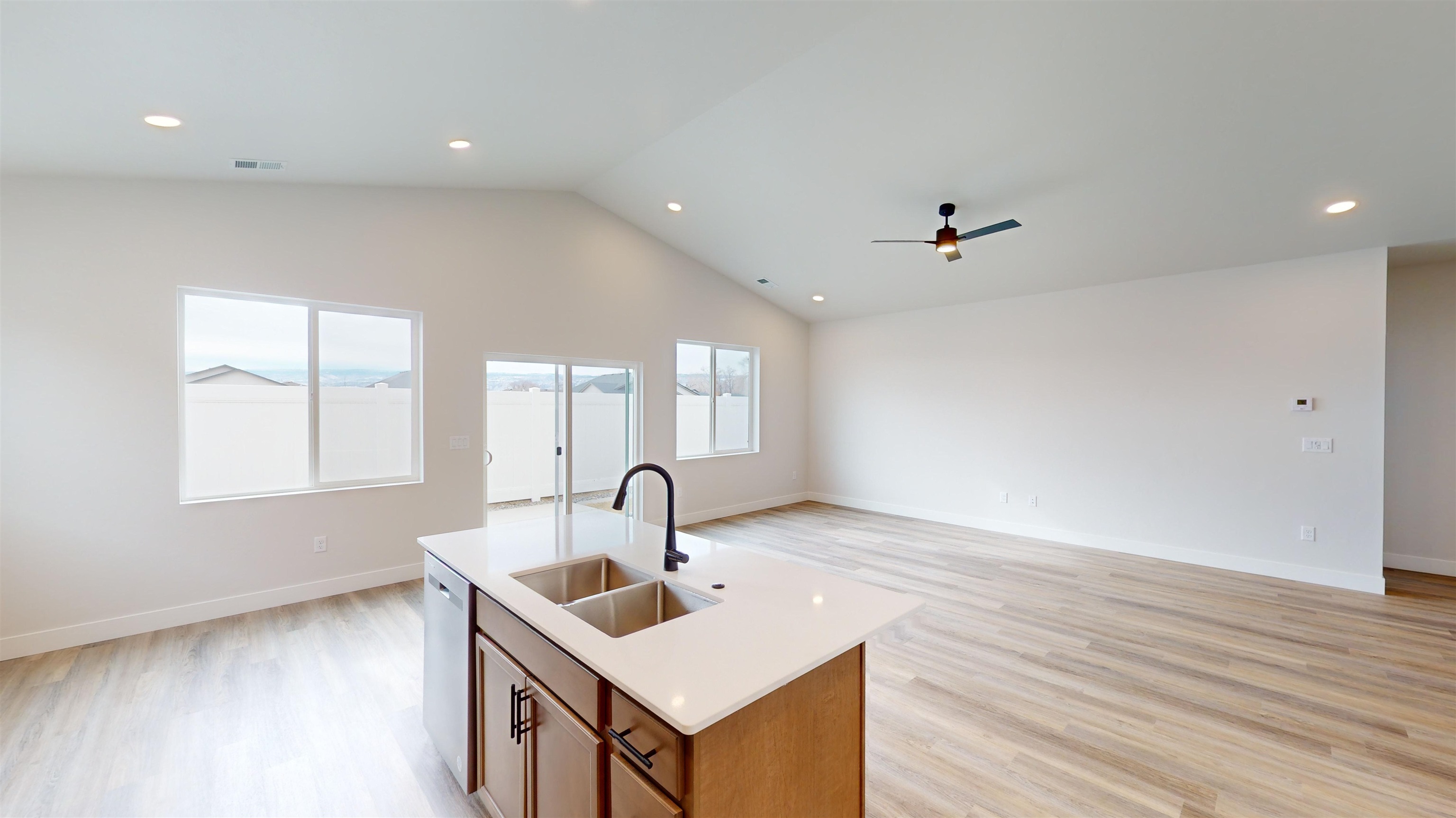 2453 Hamilton Road Unit: B