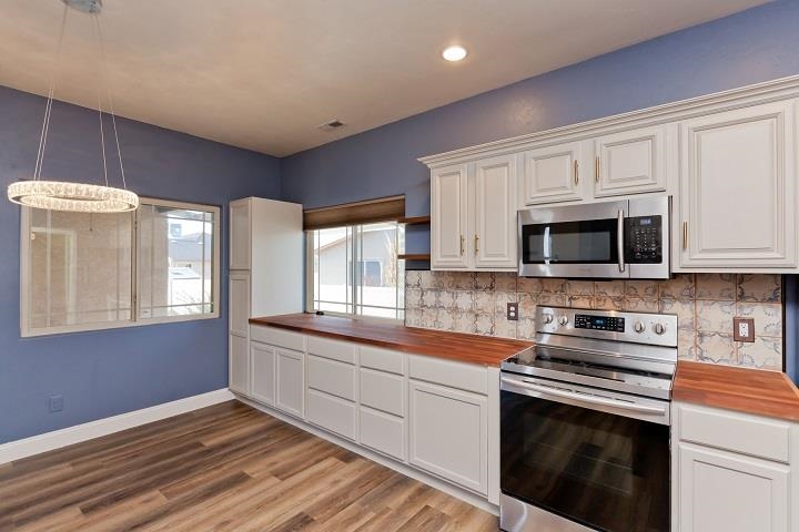 233 Javan Court