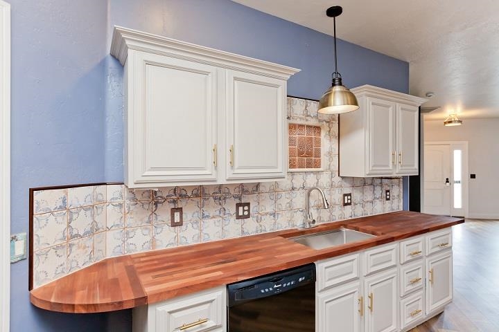 233 Javan Court