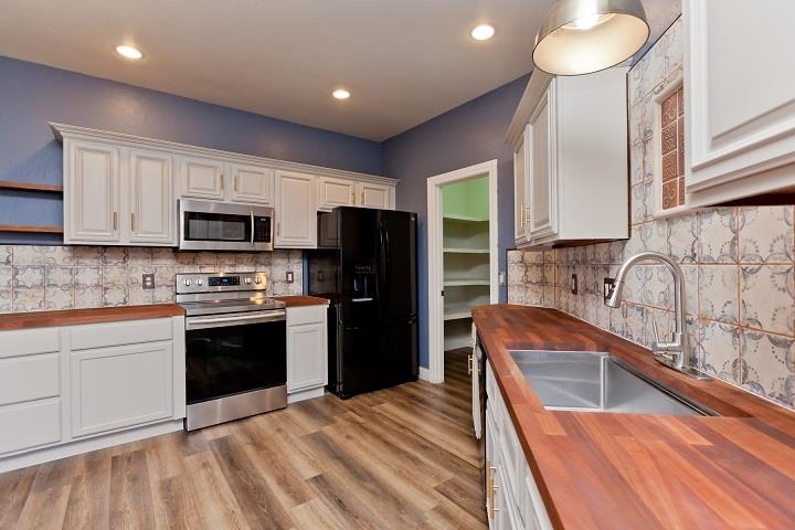 233 Javan Court