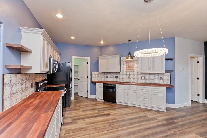 233 Javan Court