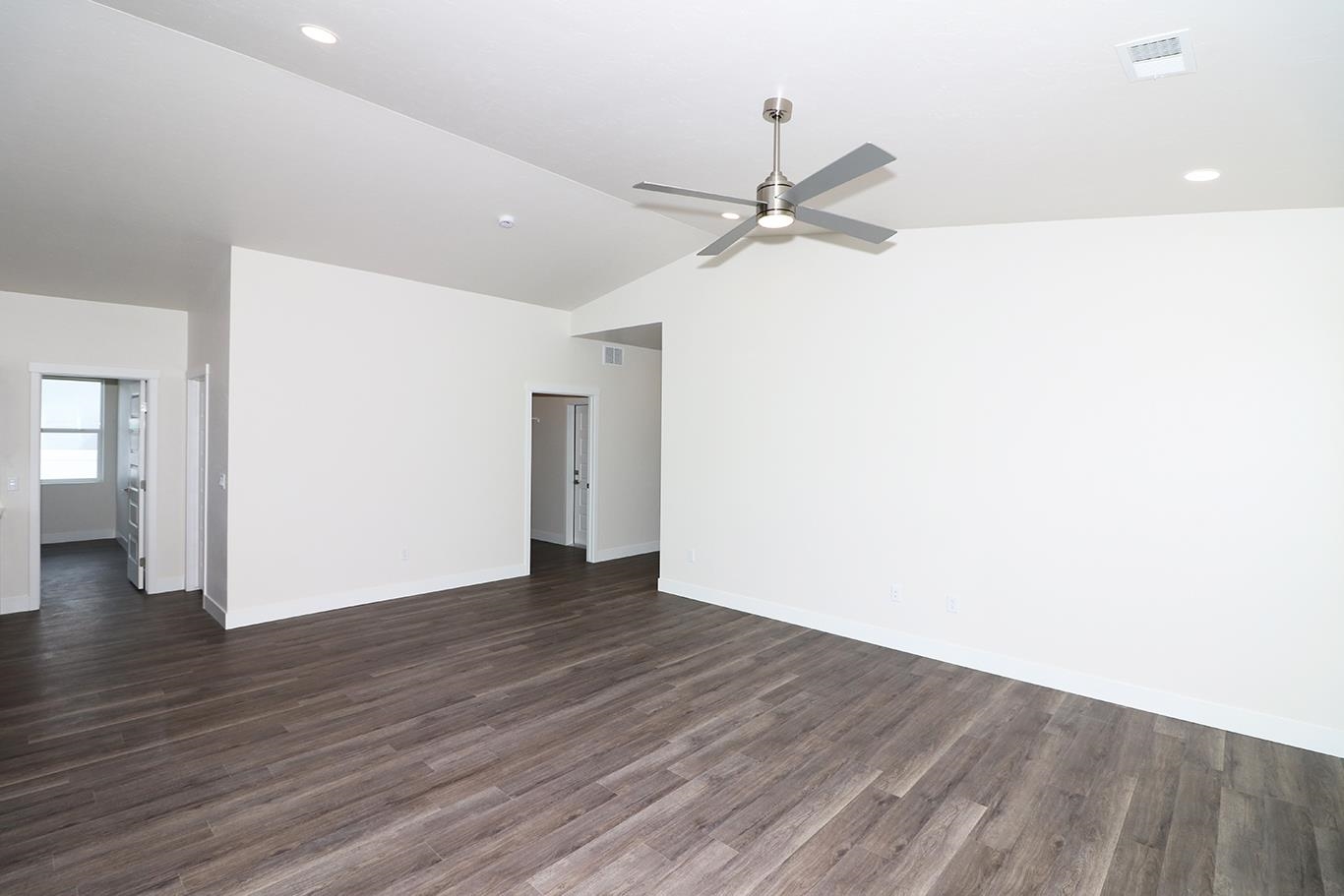 1653 Rusty Rivet Road