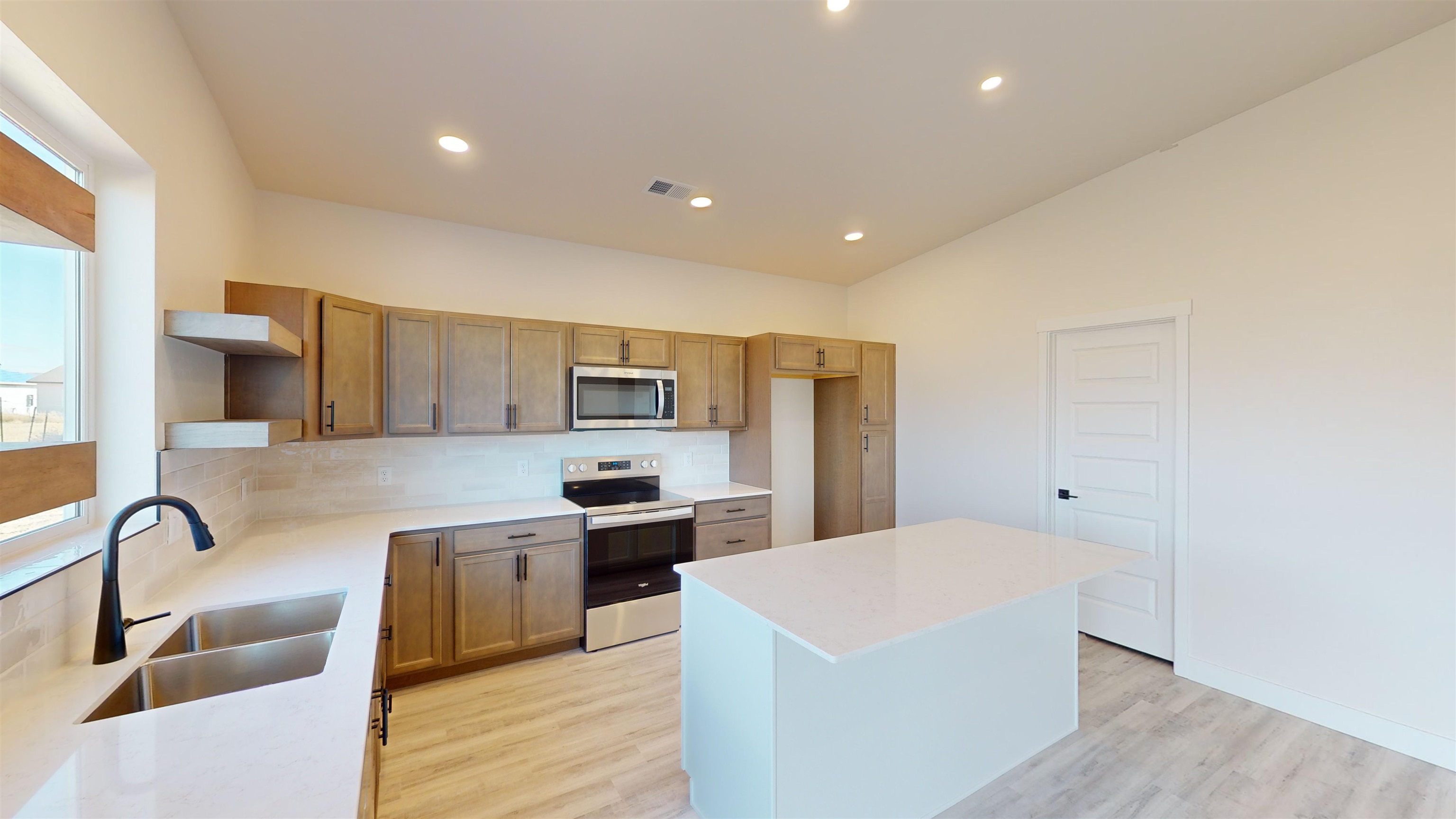 1633 Rusty Rivet Road