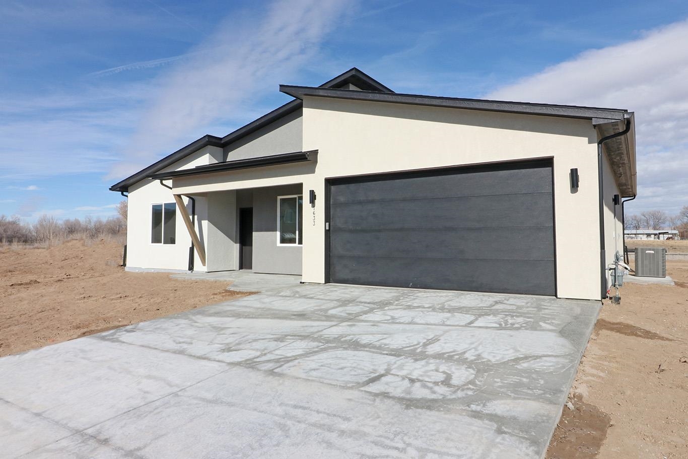 1633 Rusty Rivet Road