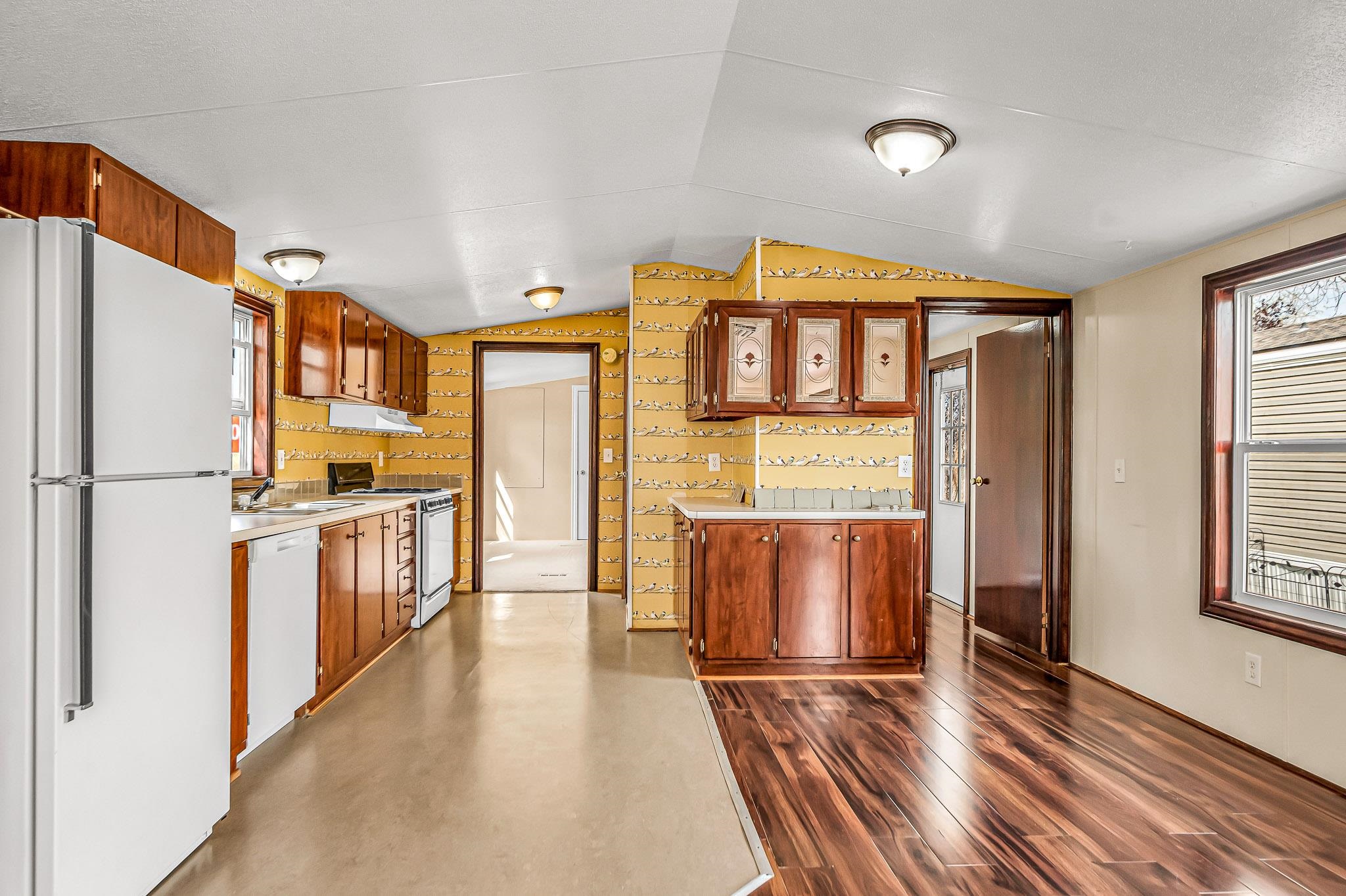 3250 Friendship Drive