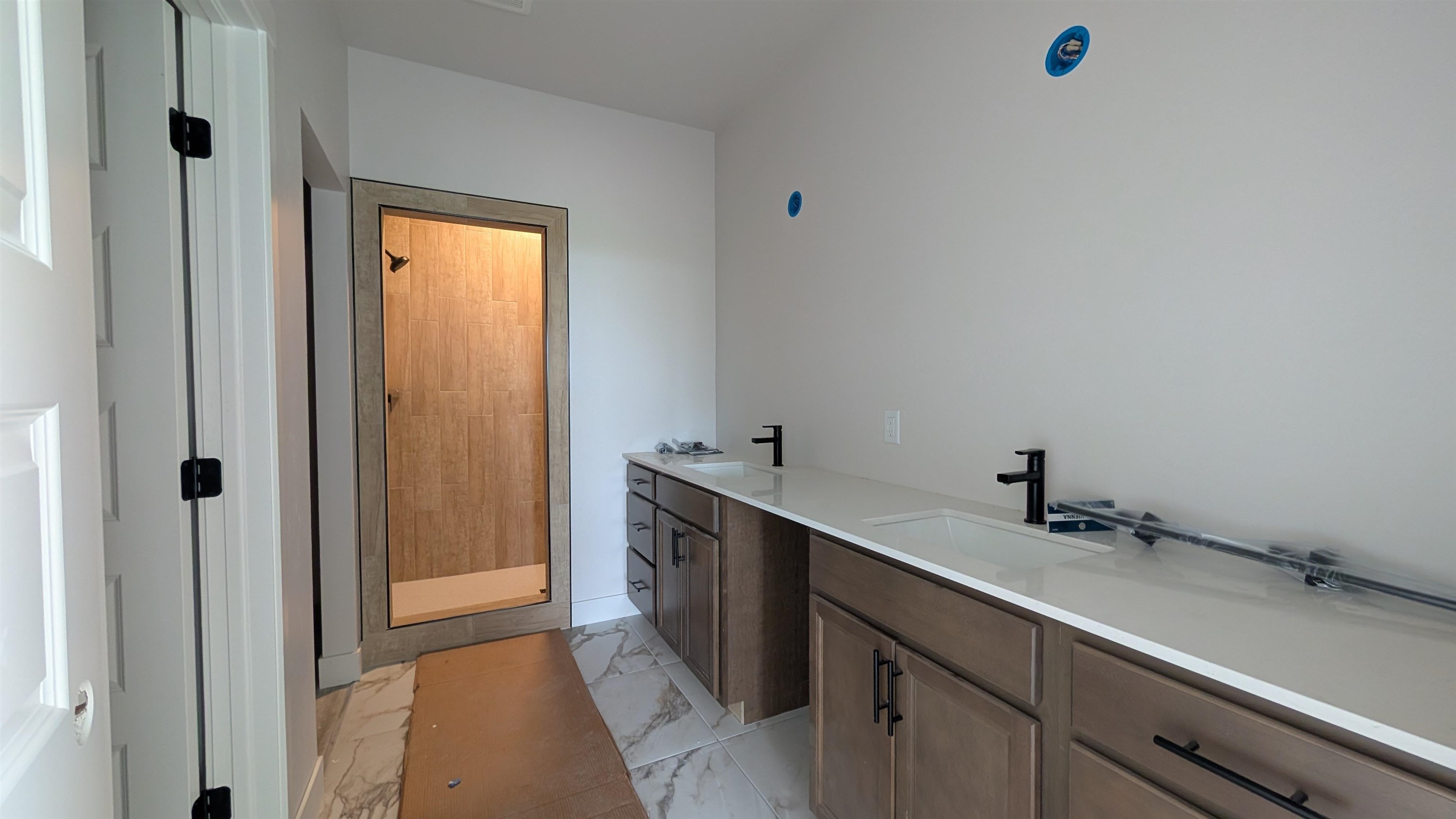 1007 Caliper Way