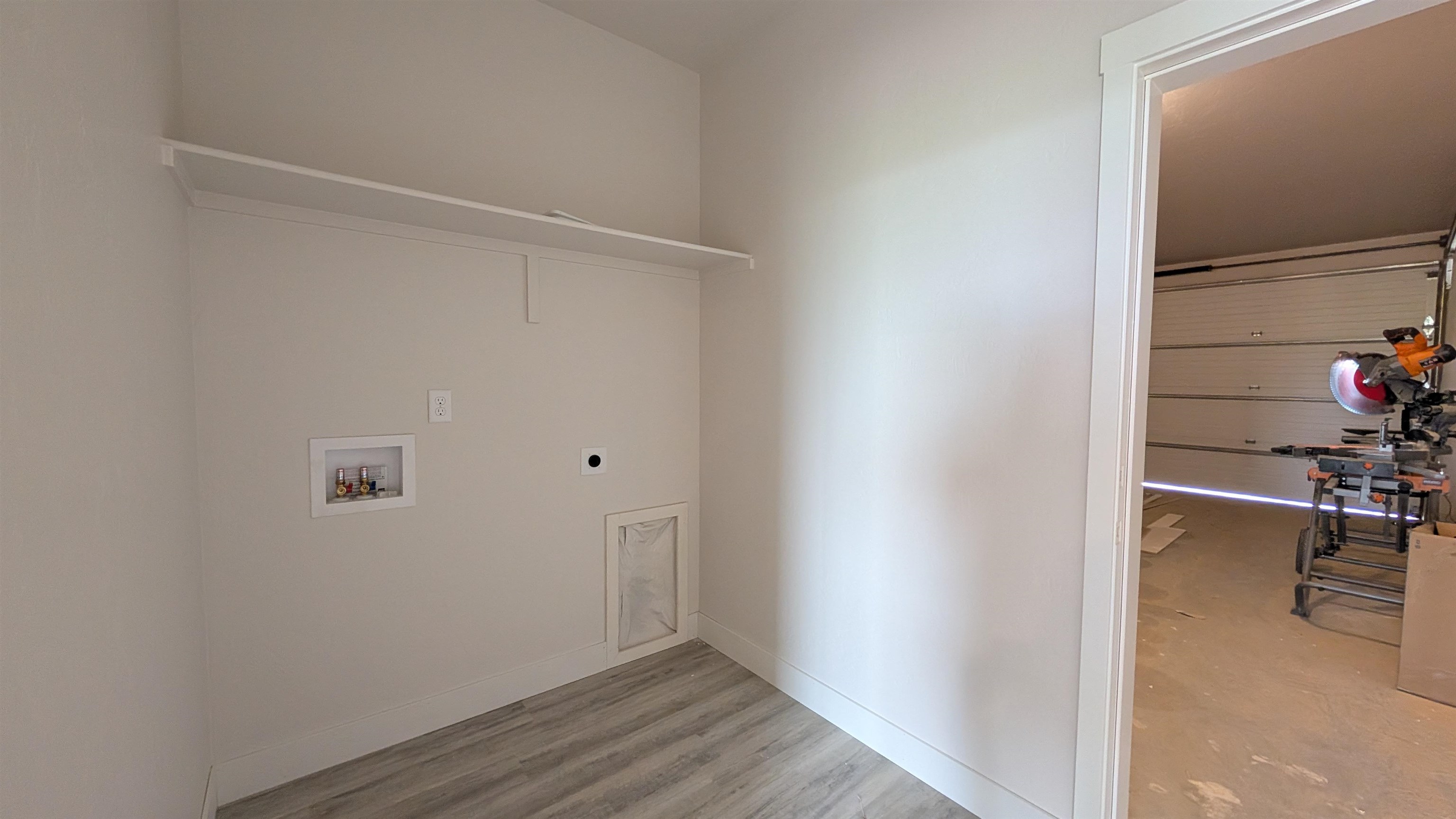 1007 Caliper Way