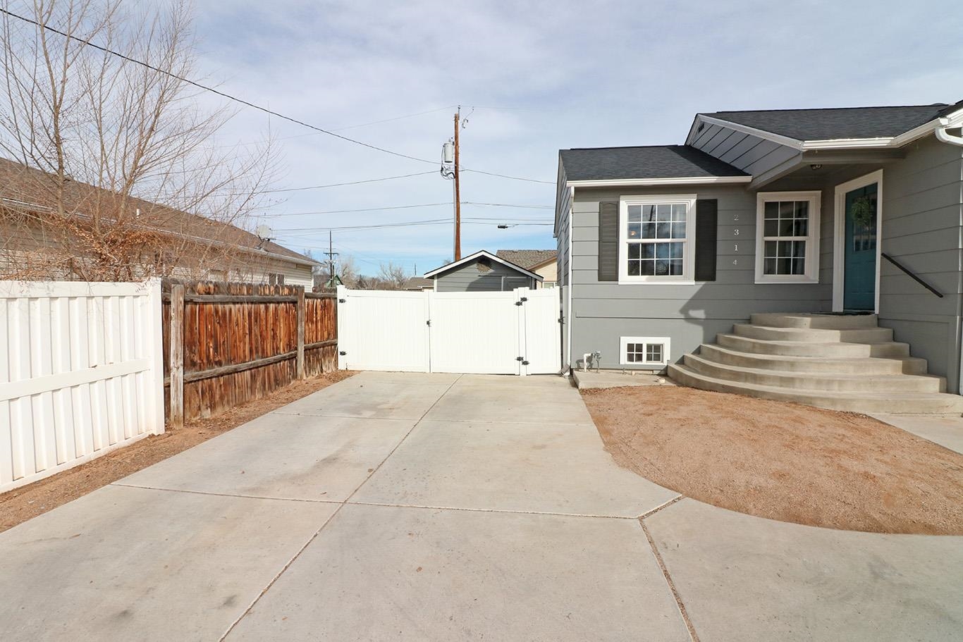 2314 Orchard Avenue