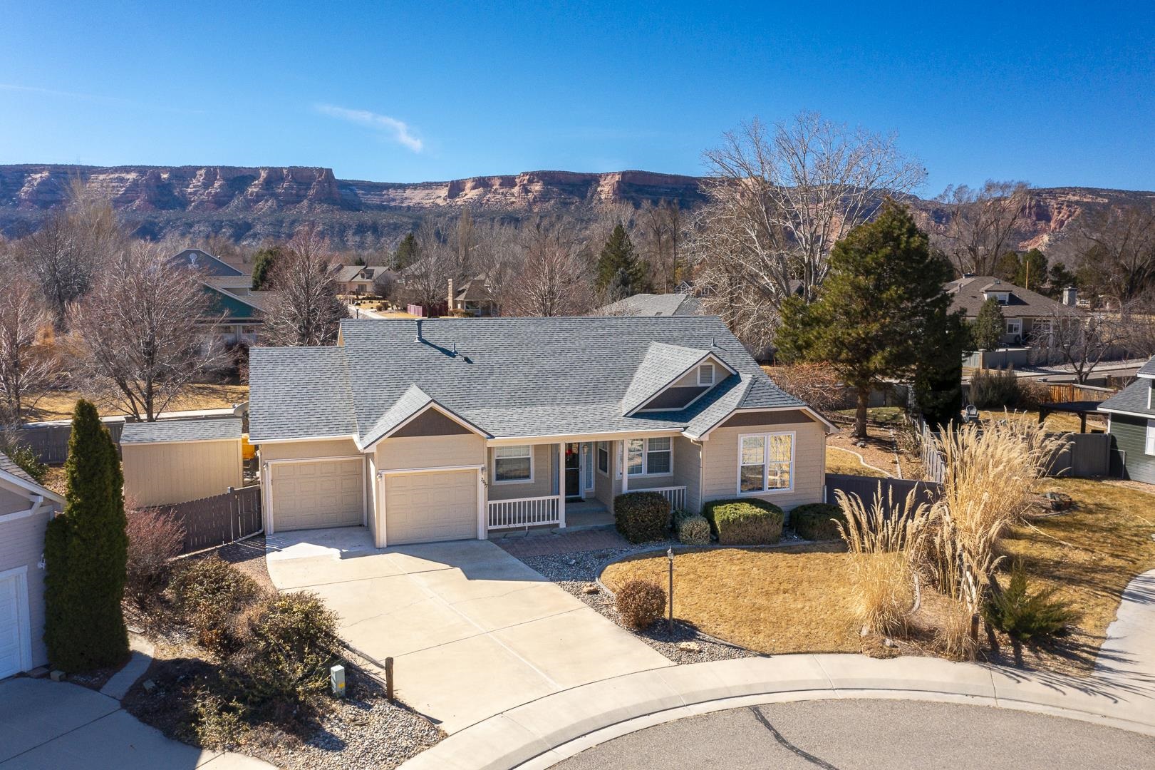 2037 W Cedar Meadows Court