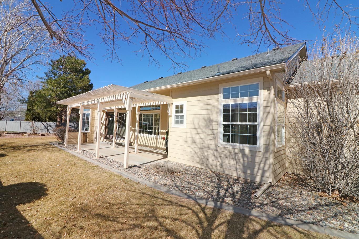 2037 W Cedar Meadows Court