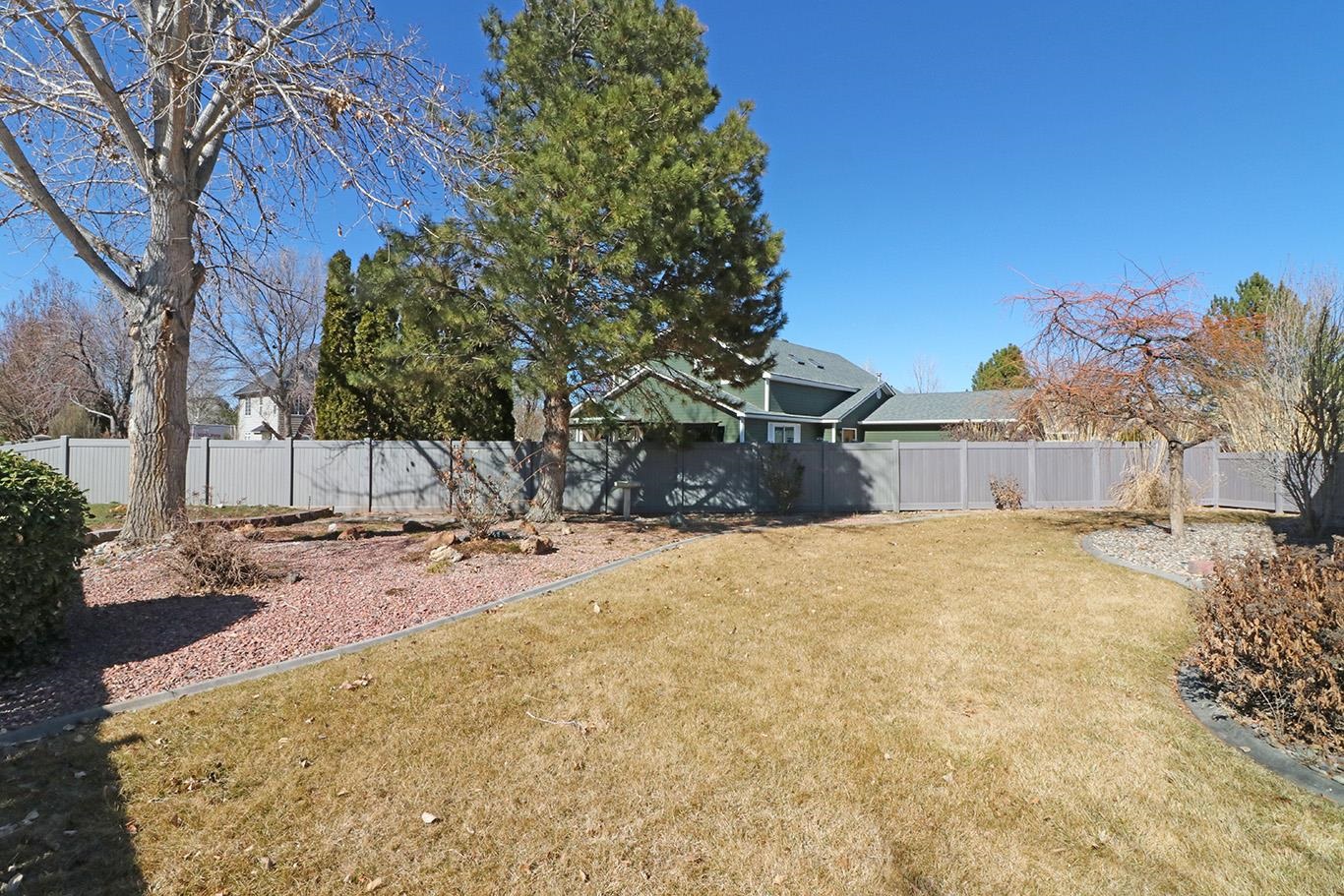 2037 W Cedar Meadows Court