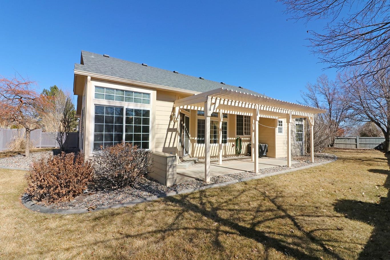 2037 W Cedar Meadows Court