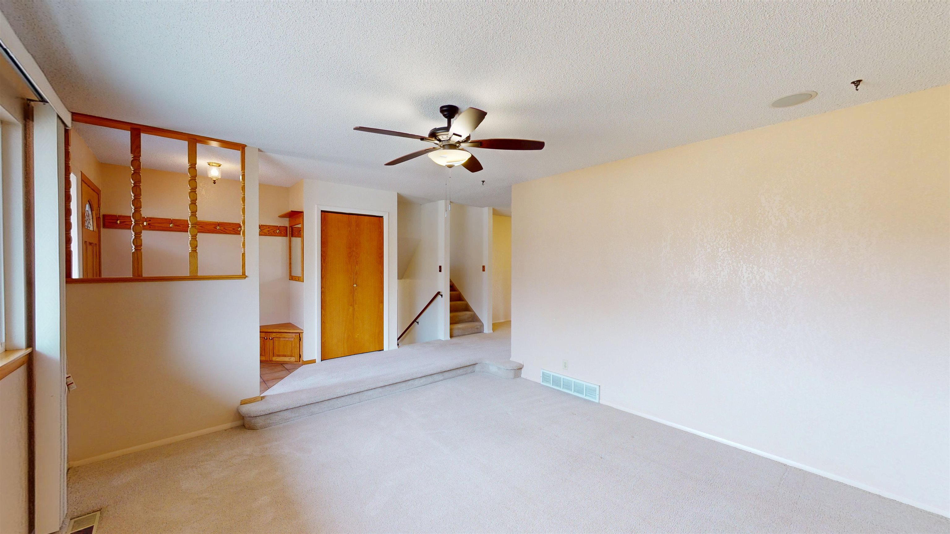 3305 Laurel Lane
