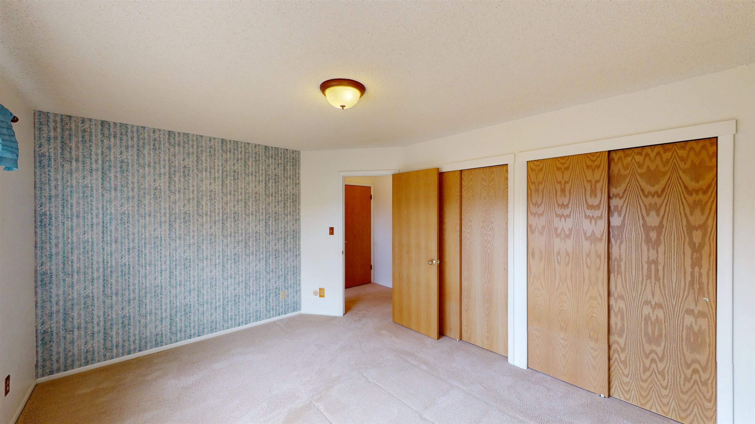 3305 Laurel Lane