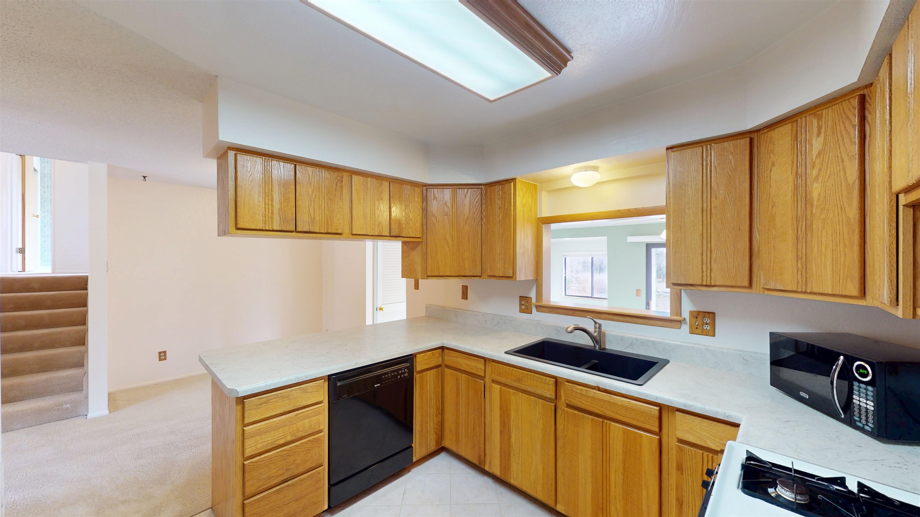 3305 Laurel Lane