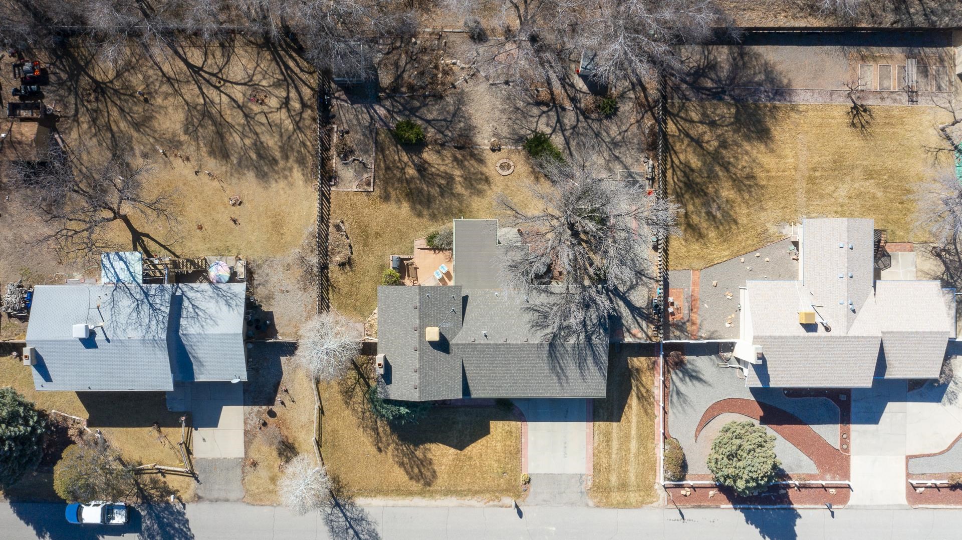 3305 Laurel Lane