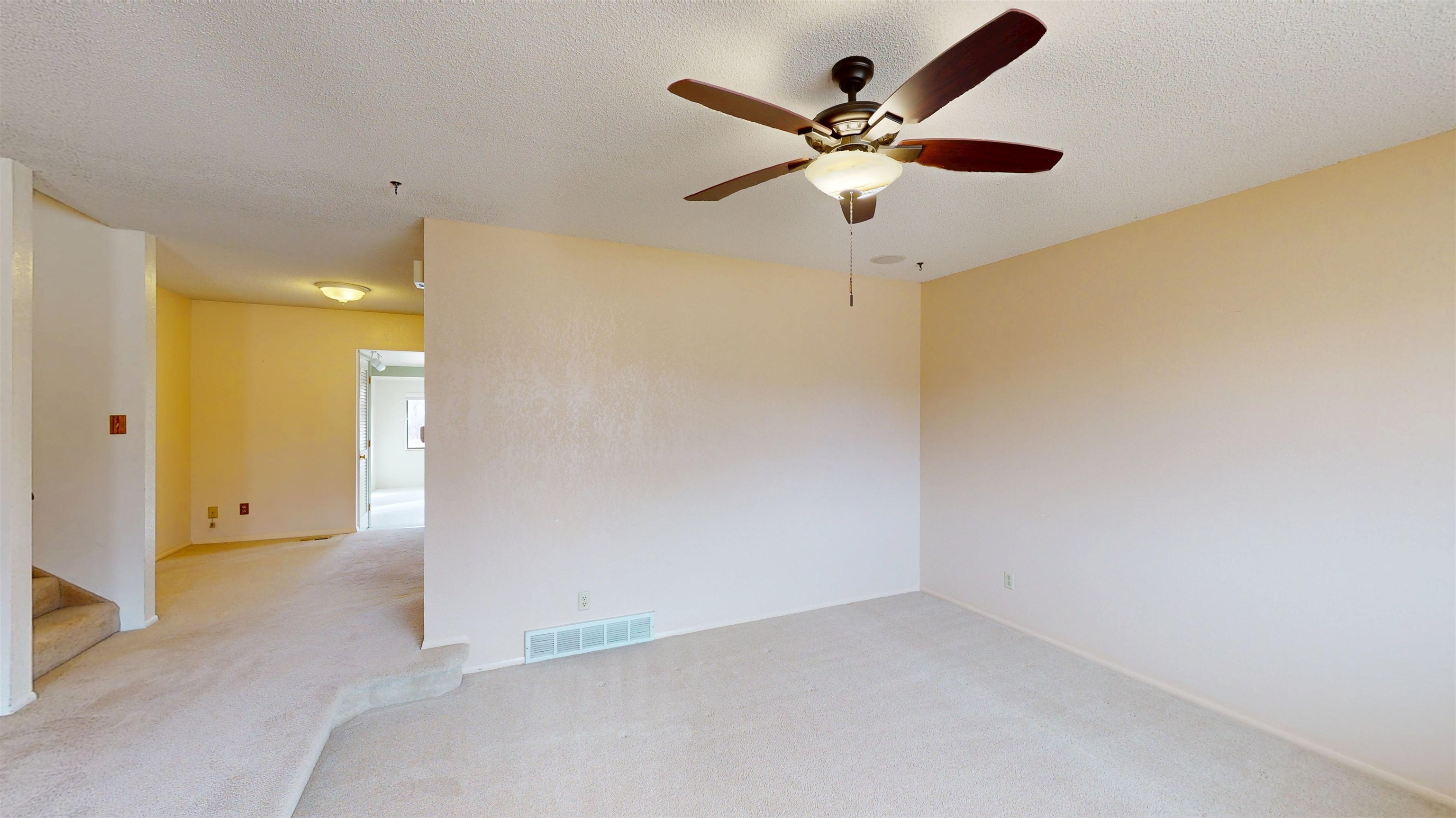 3305 Laurel Lane