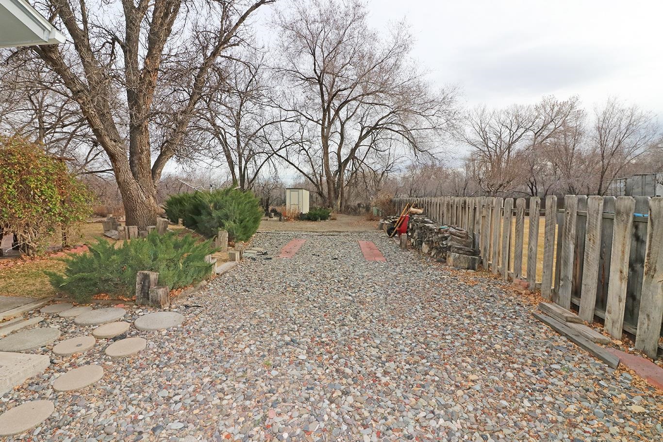 3305 Laurel Lane