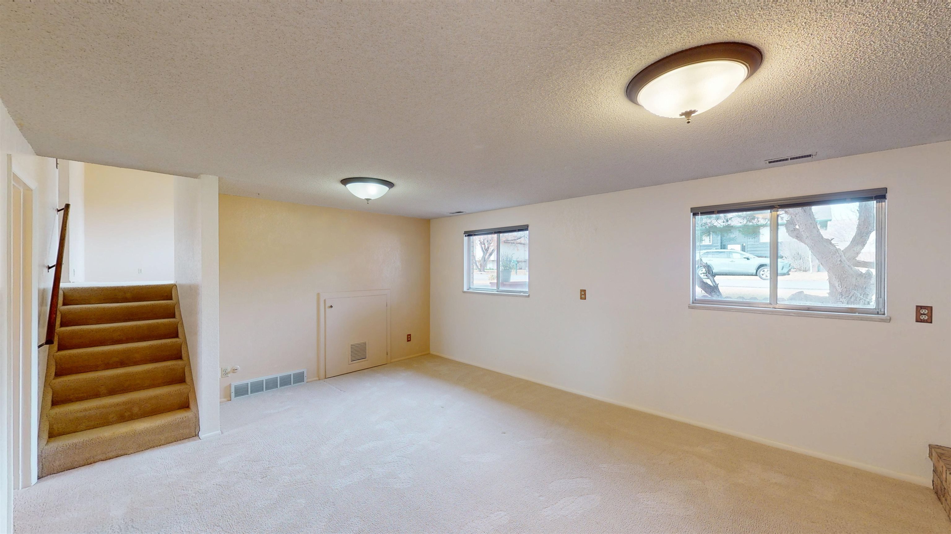 3305 Laurel Lane