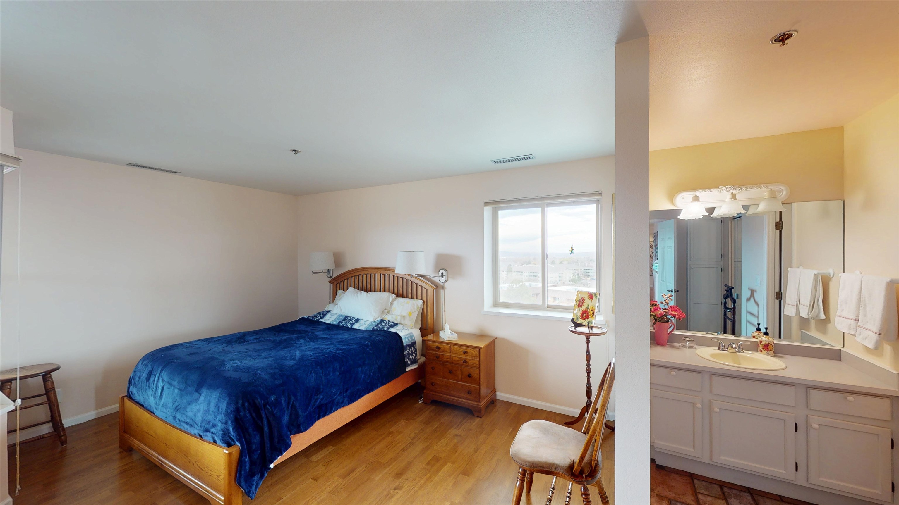 1111 Horizon Drive Unit: 702
