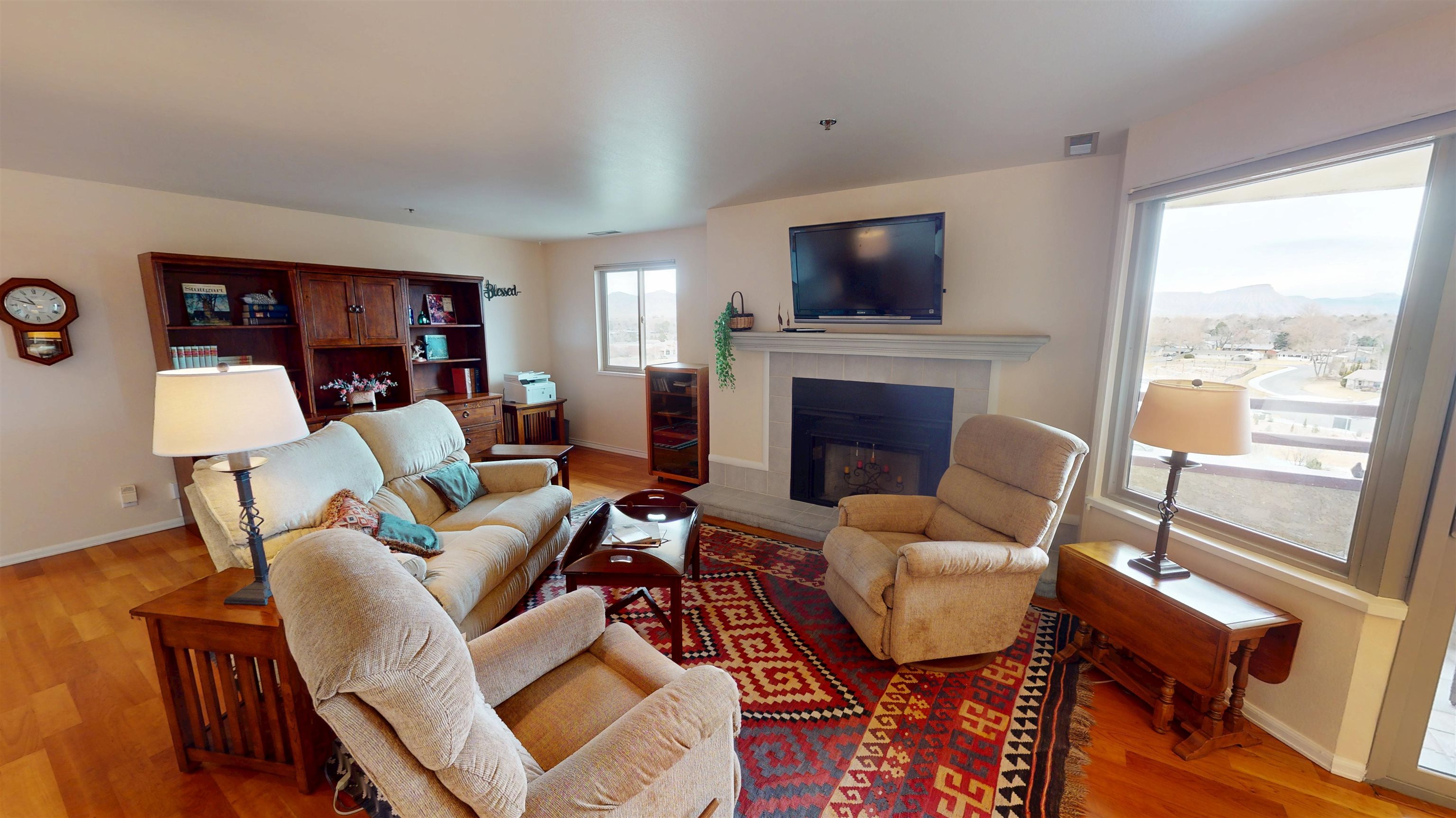 1111 Horizon Drive Unit: 702