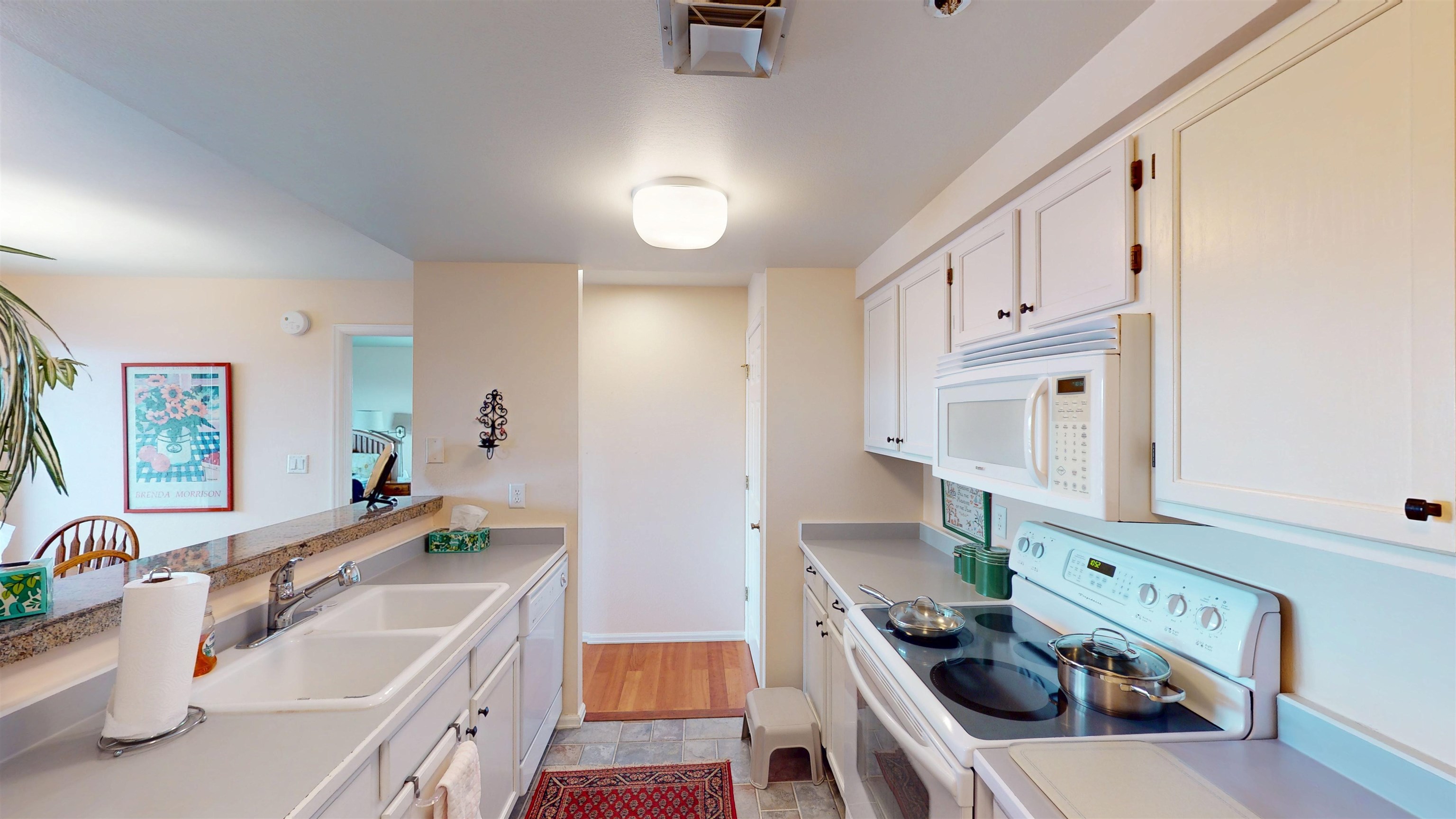 1111 Horizon Drive Unit: 702