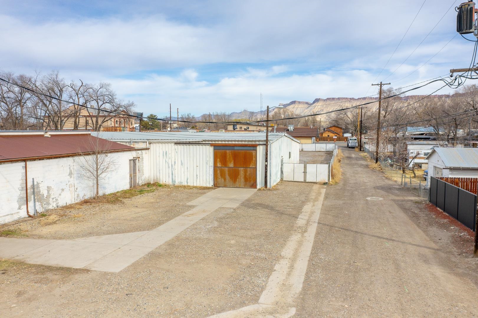 328 2nd Street