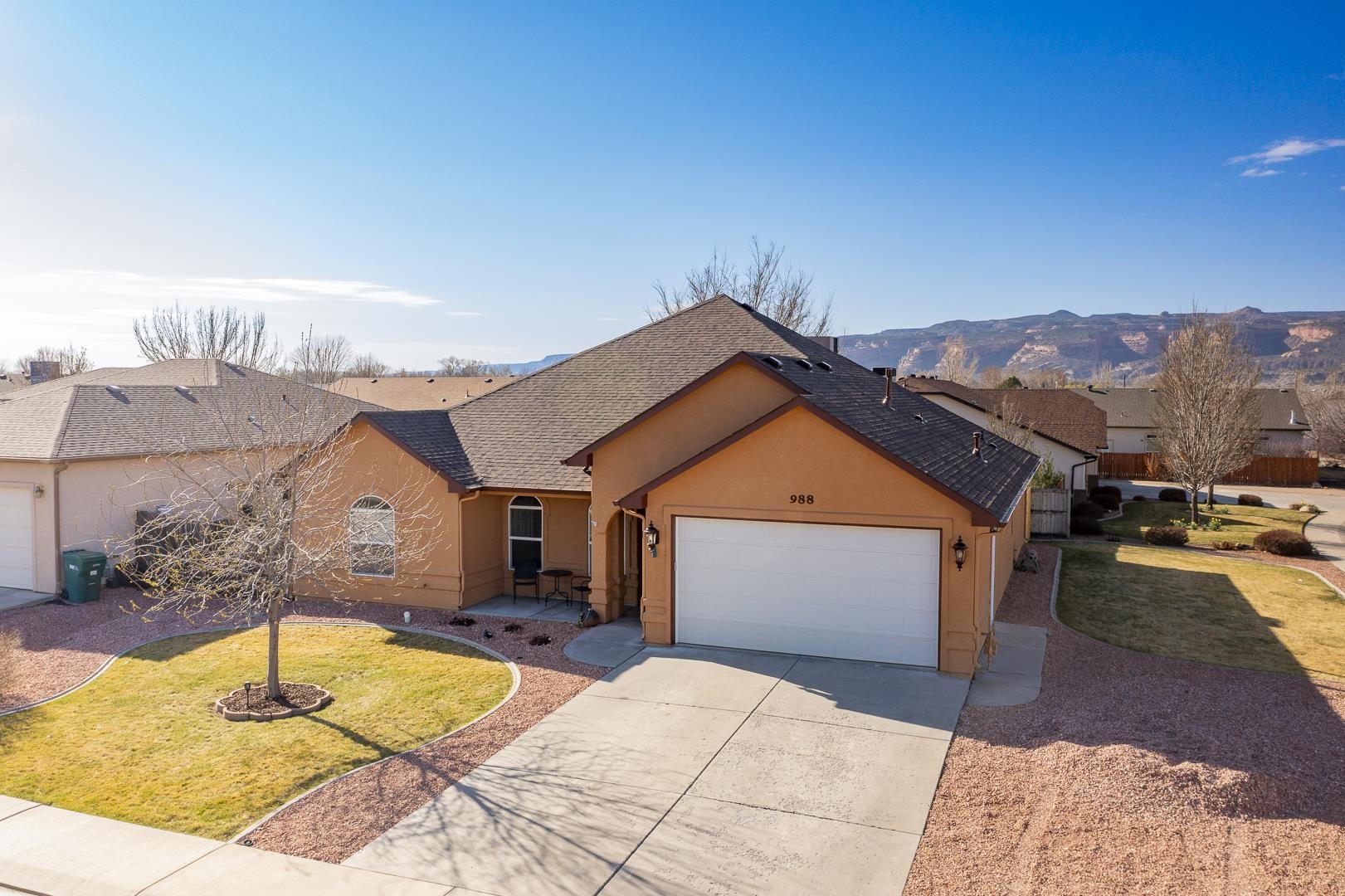 988 Agate Court