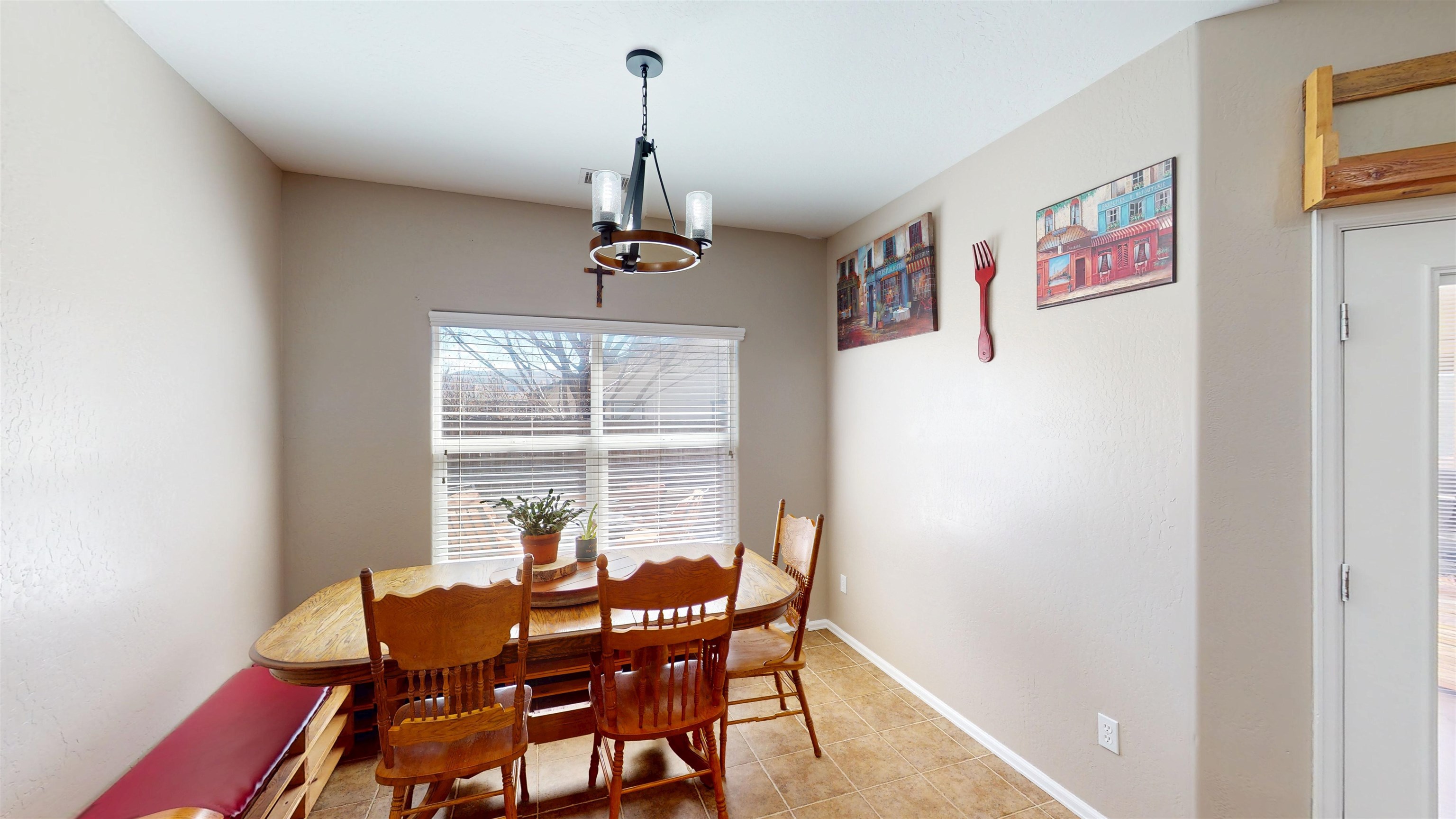 988 Agate Court