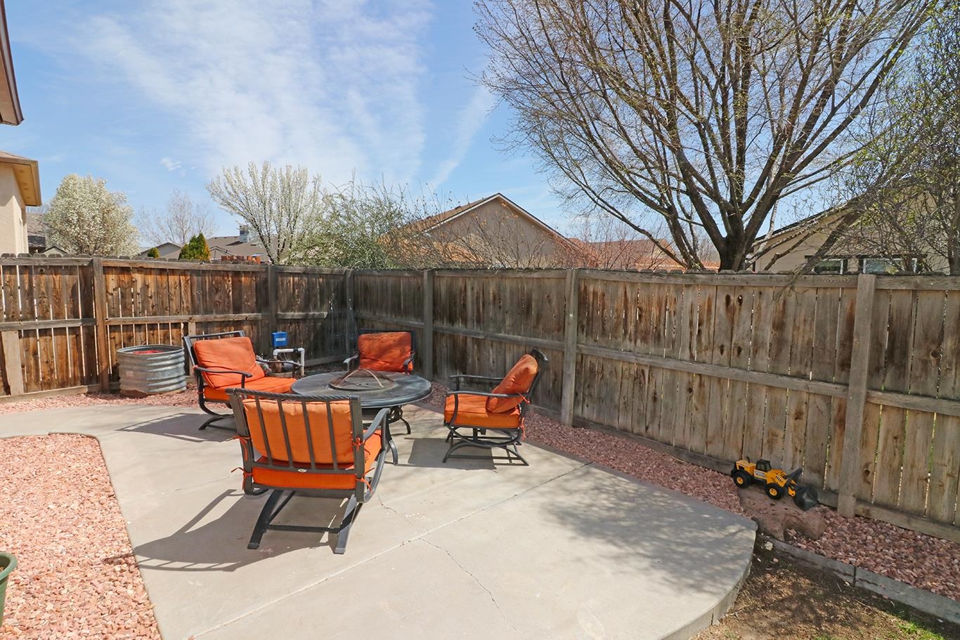 988 Agate Court