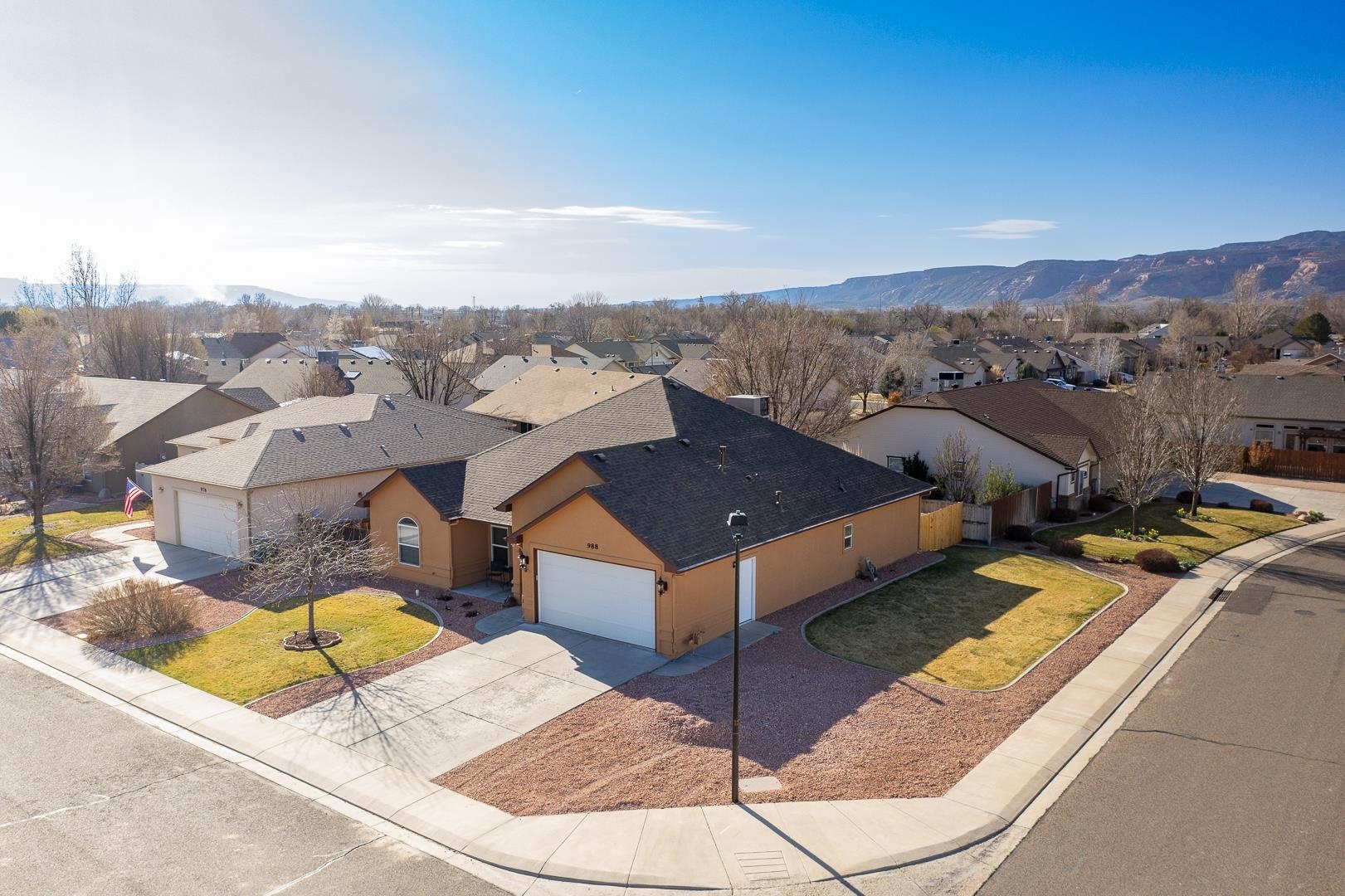 988 Agate Court
