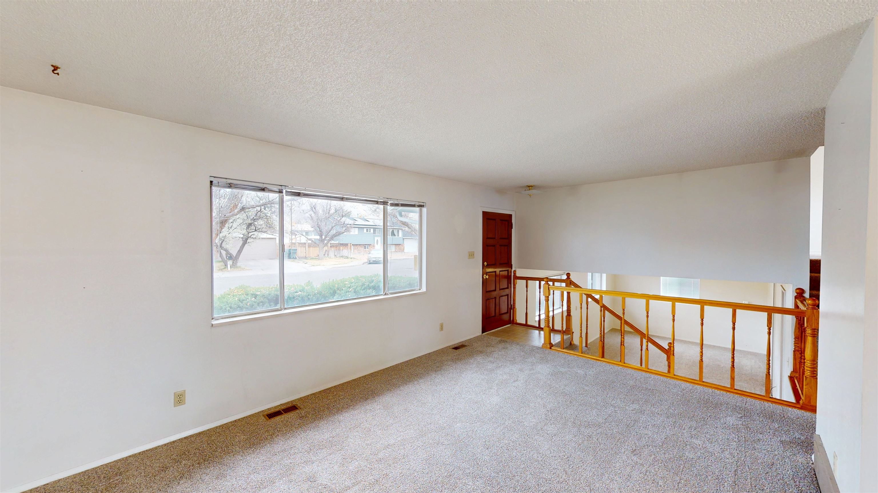 2507 Walnut Avenue