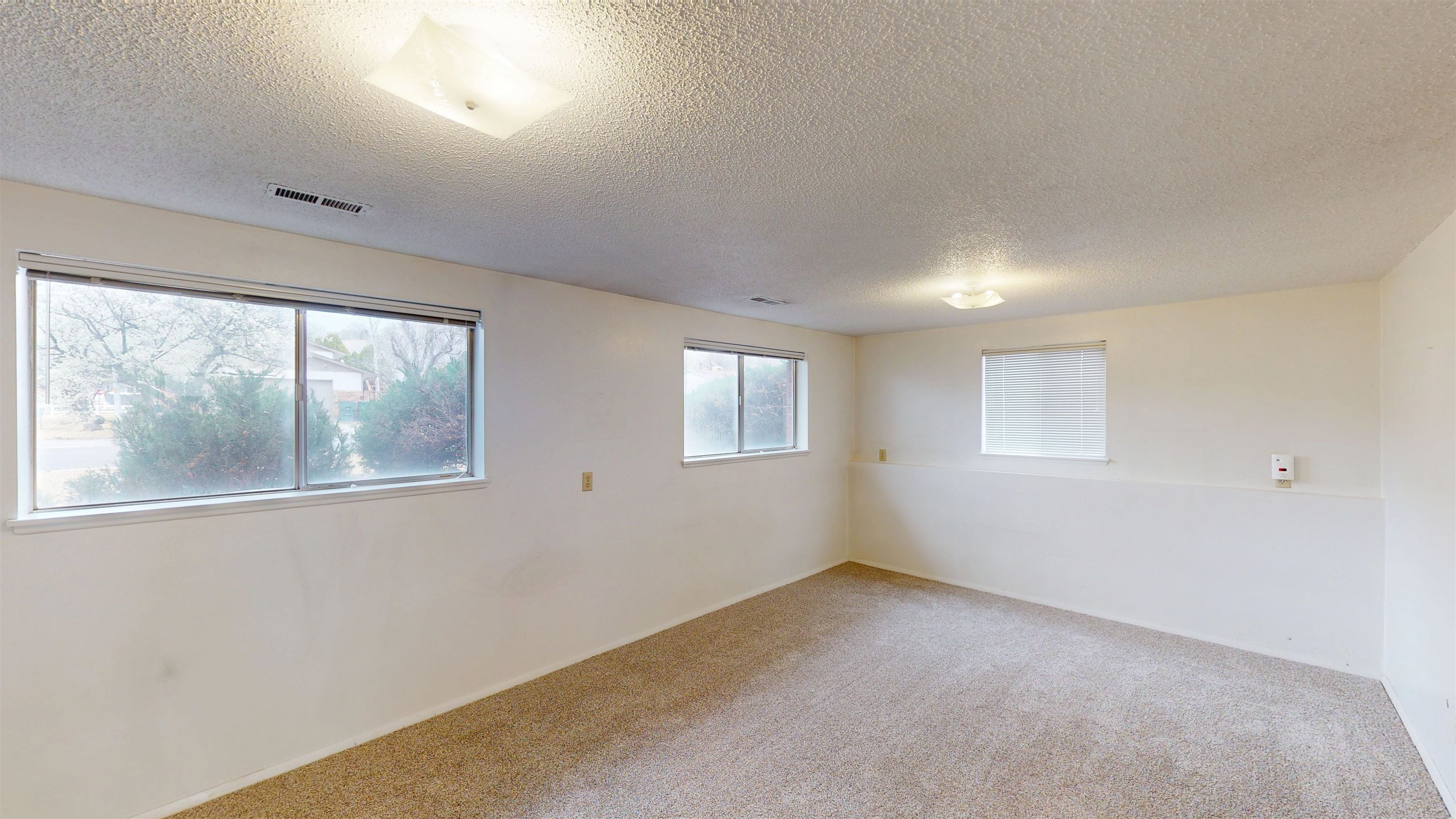 2507 Walnut Avenue