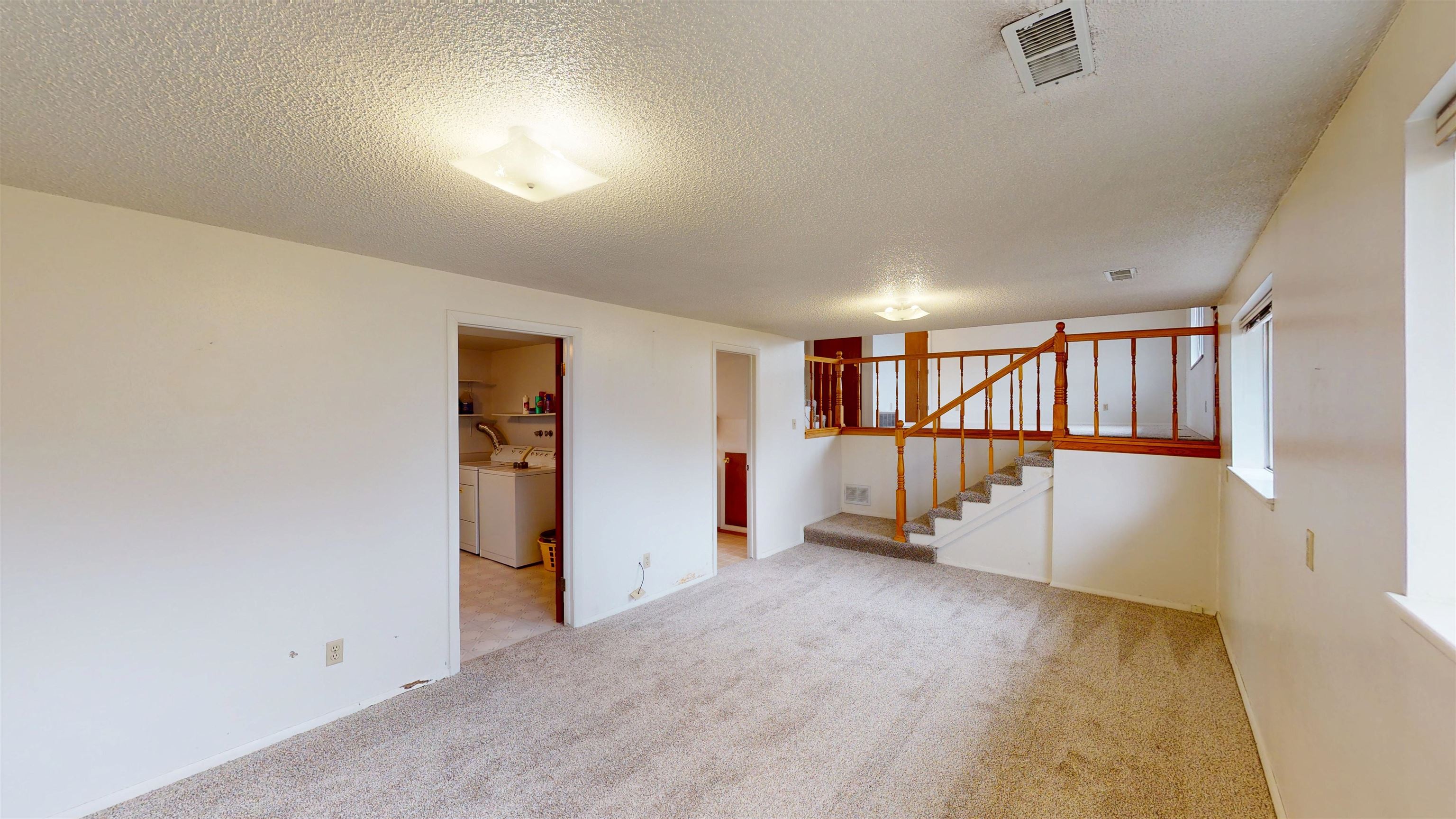 2507 Walnut Avenue
