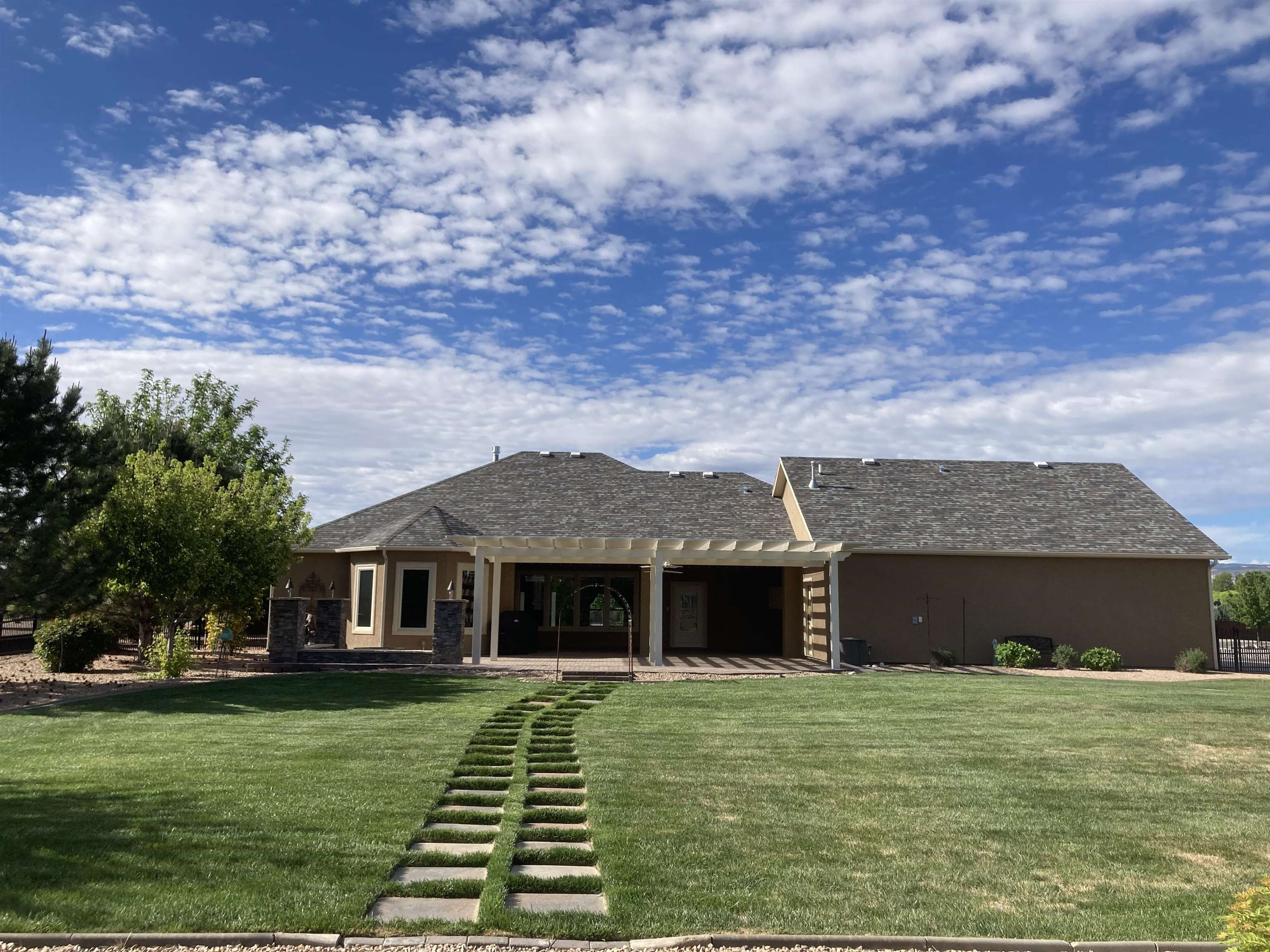 2526 Greystone Drive