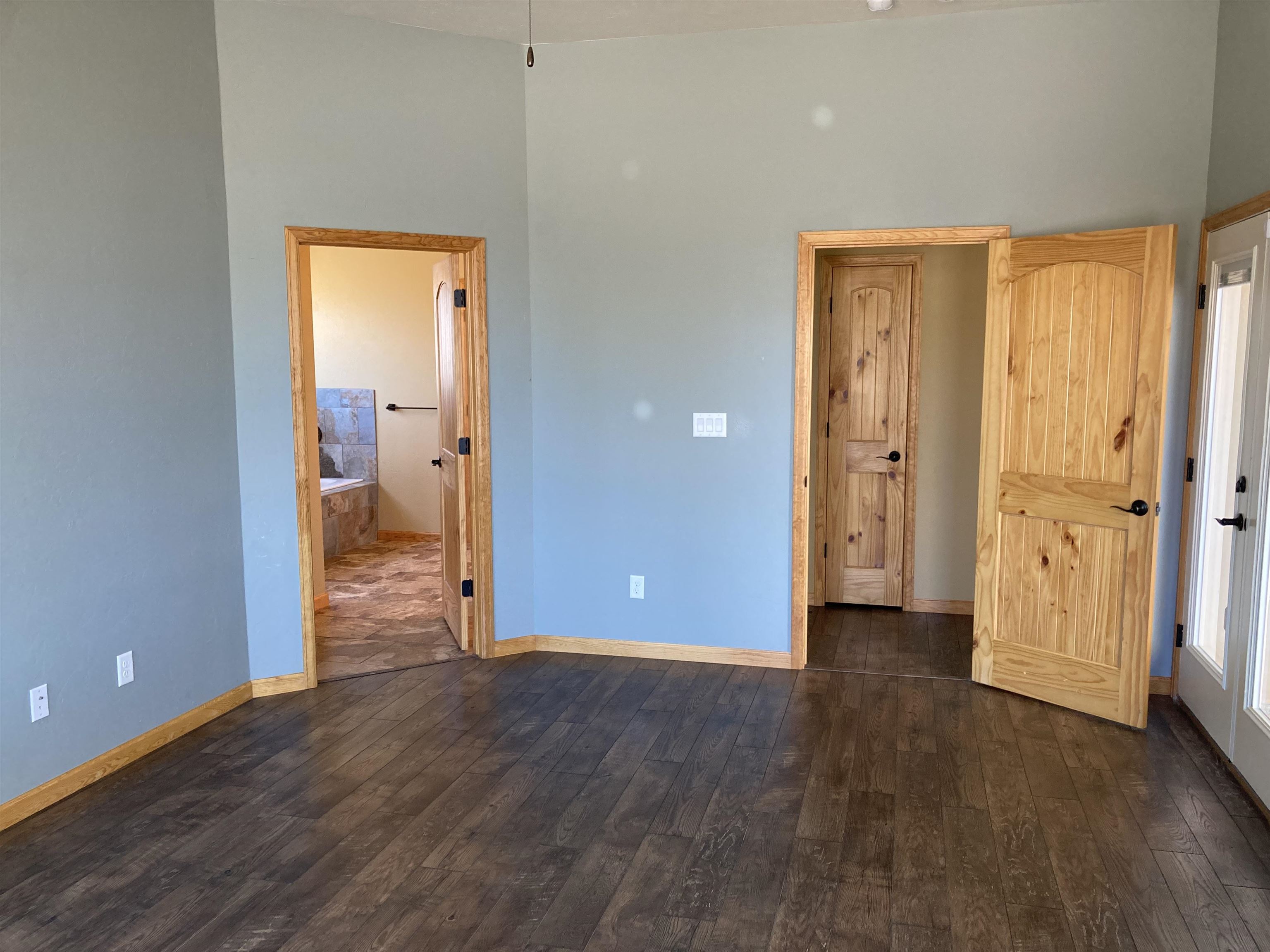 2526 Greystone Drive