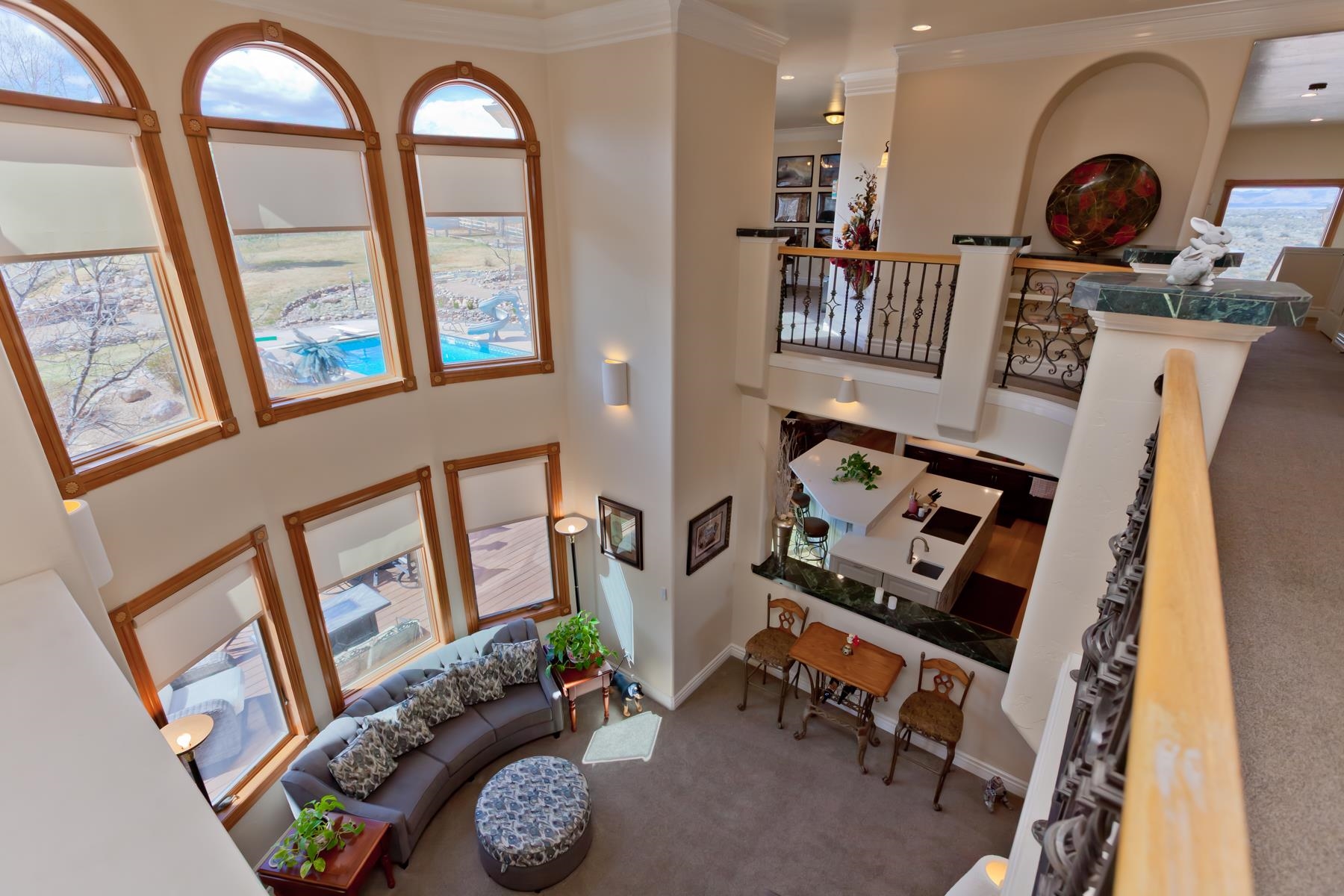 722 Washington Court