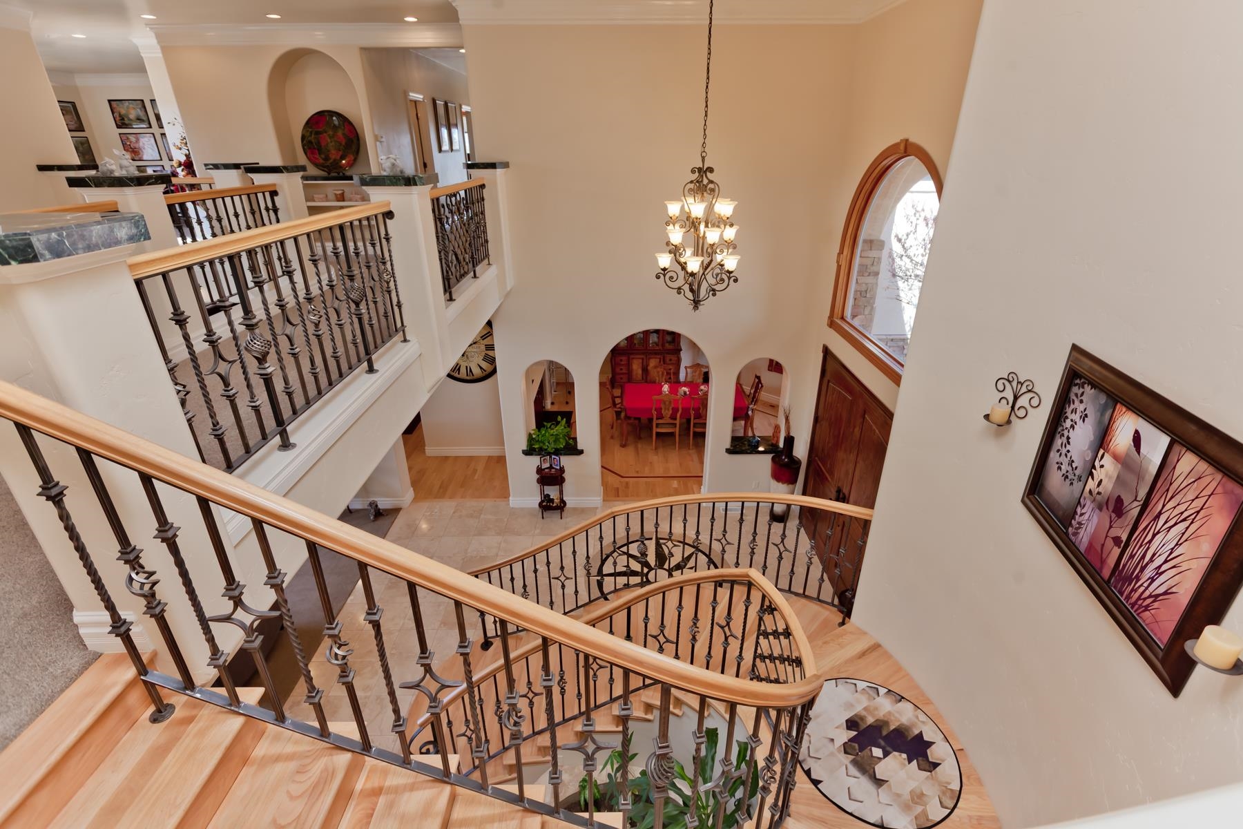 722 Washington Court