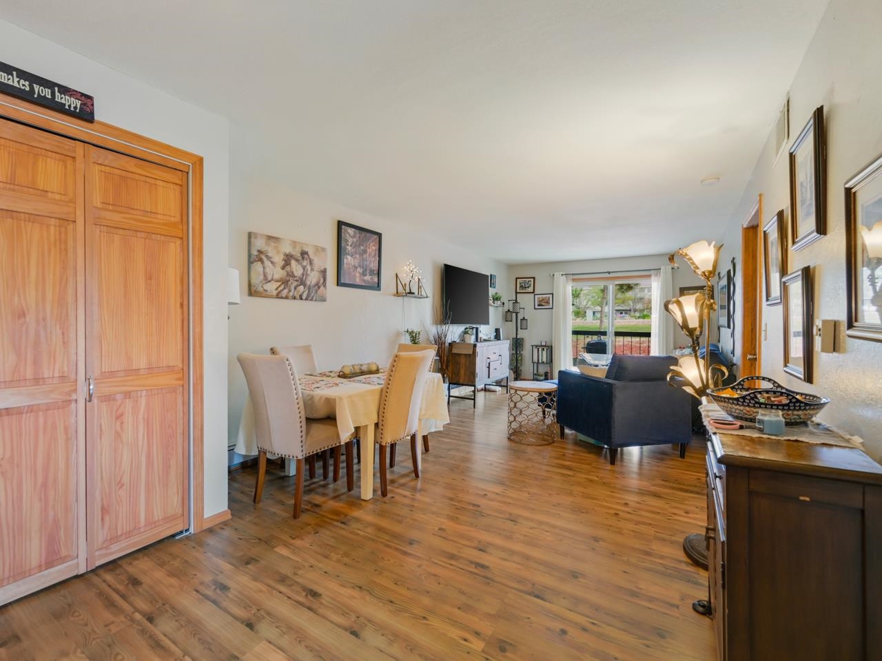 3156 Lakeside Drive Unit: 207