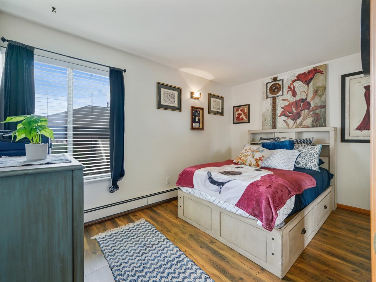 3156 Lakeside Drive Unit: 207