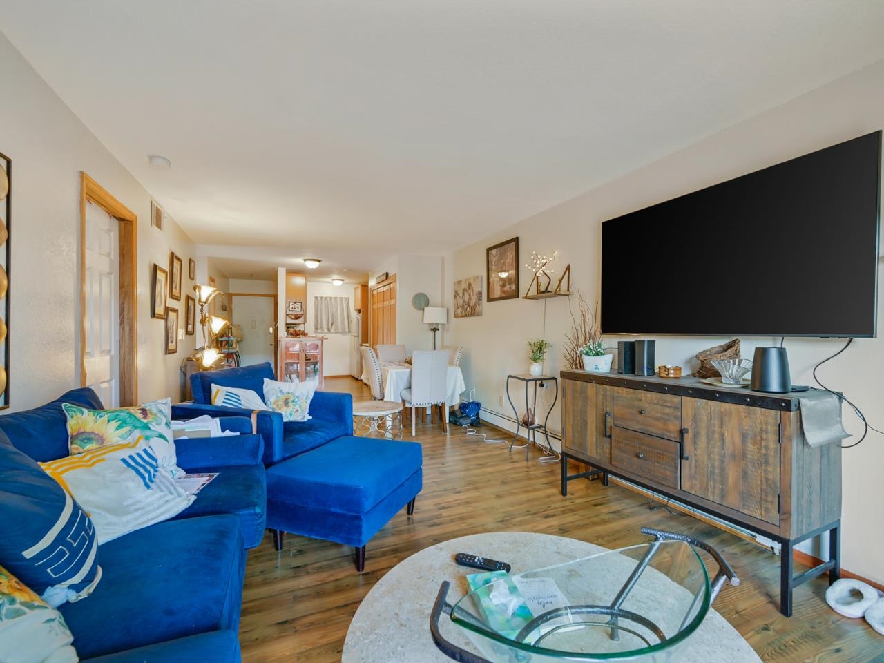 3156 Lakeside Drive Unit: 207
