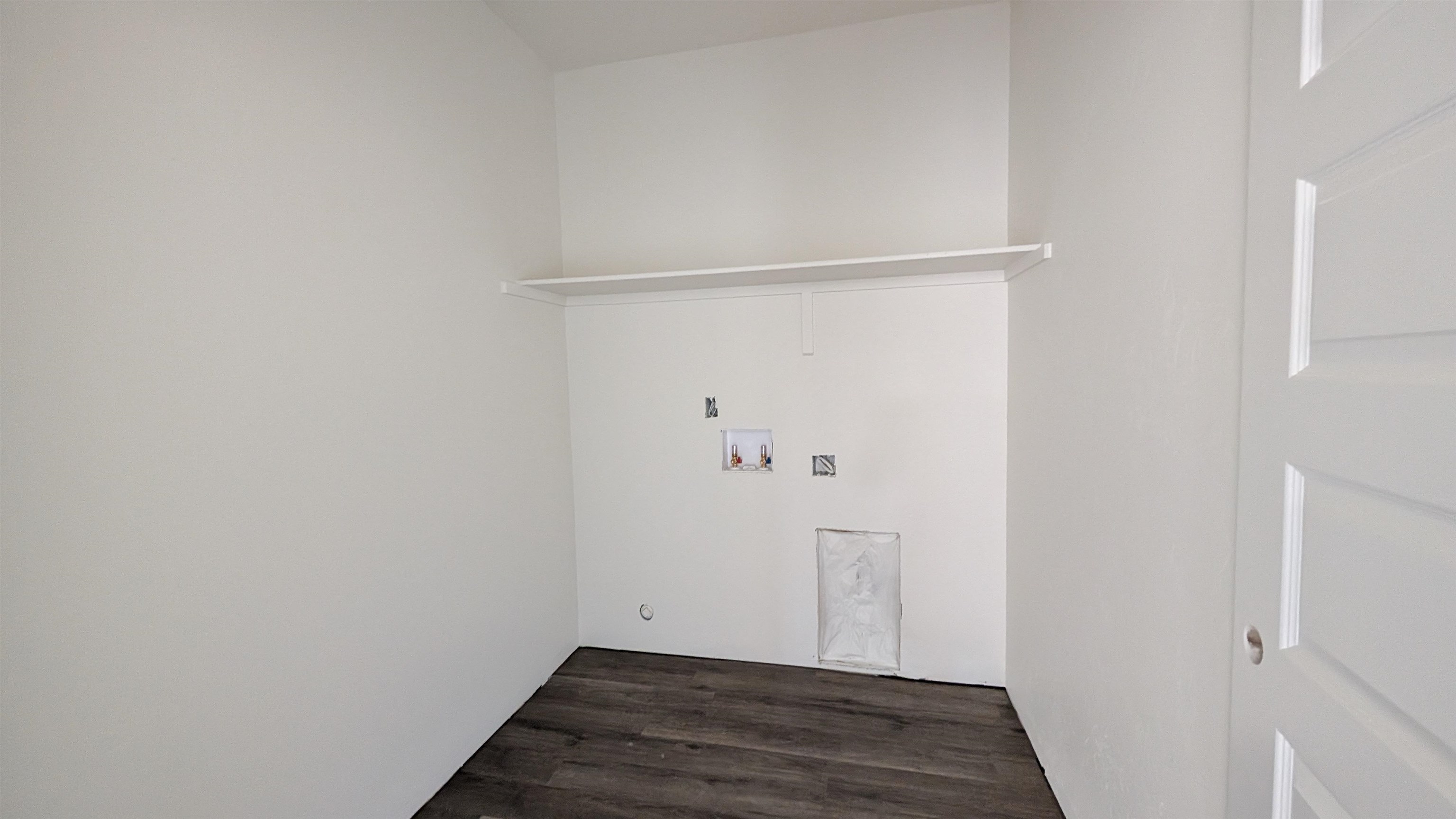 1721 Caliper Way