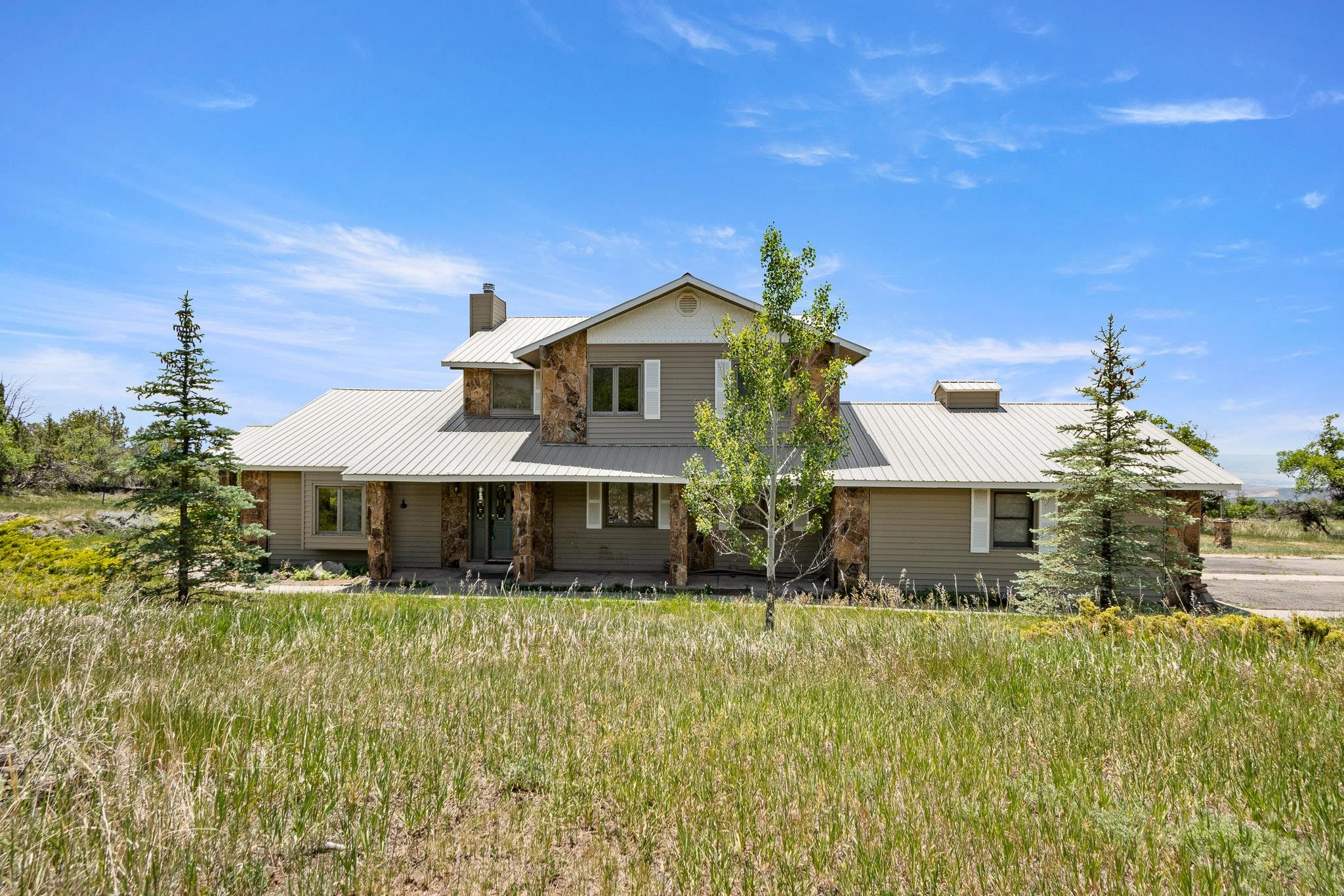 21565 Highway 65