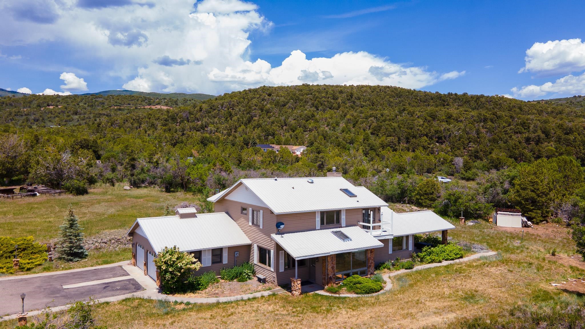 21565 Highway 65